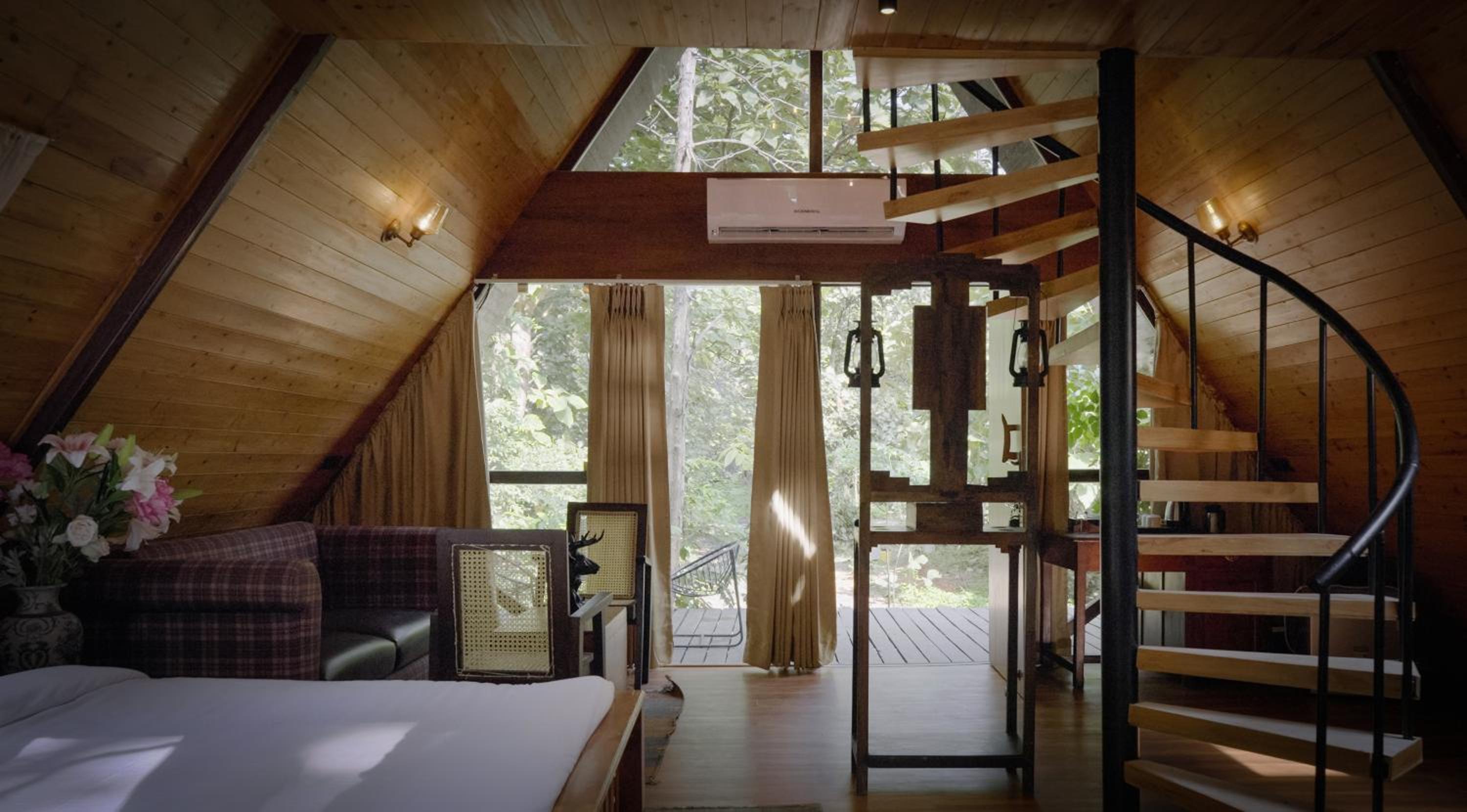 Superior Chalet - Photo 5