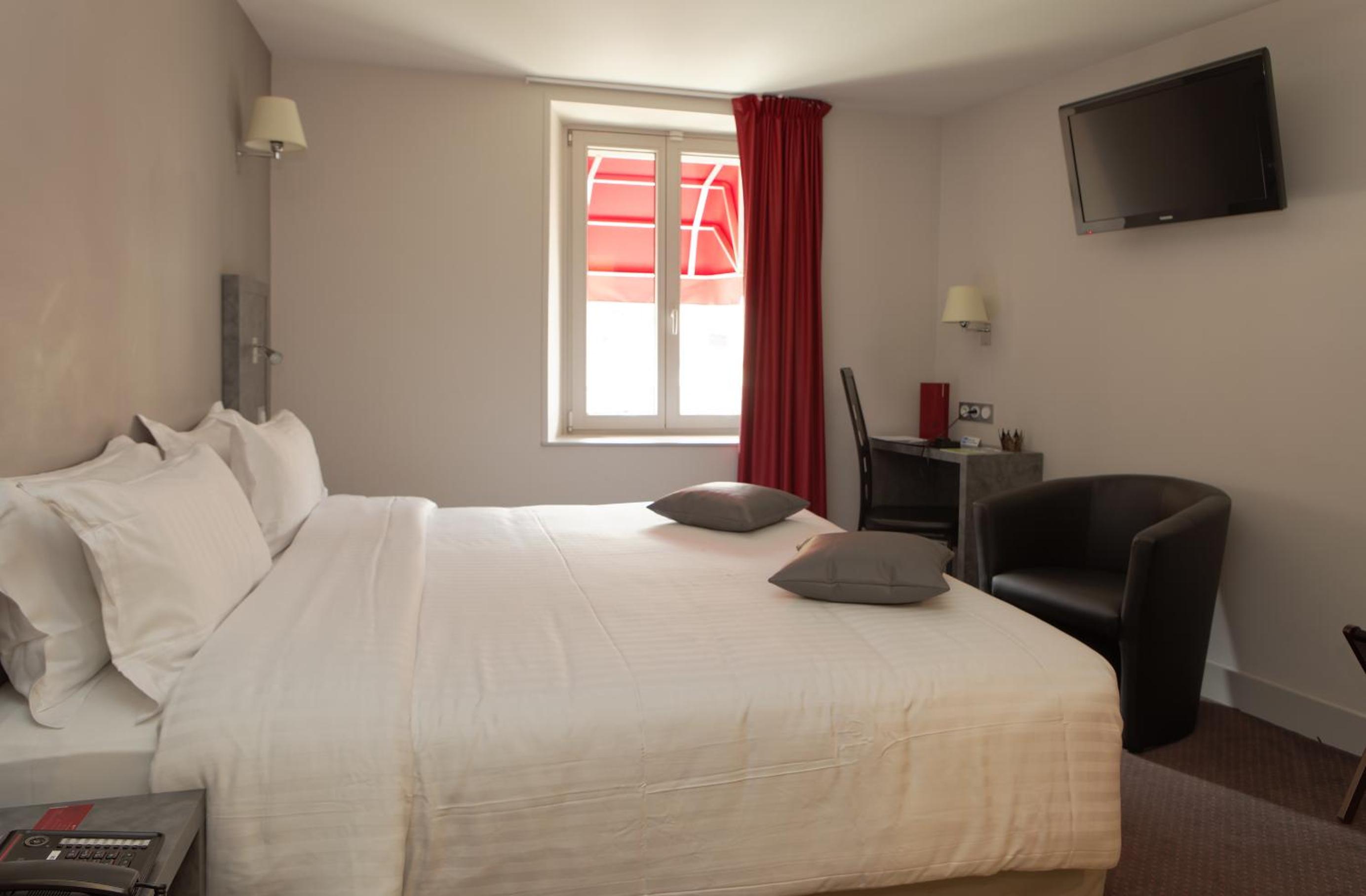Classic Double Room with Wellness access - Photo 3