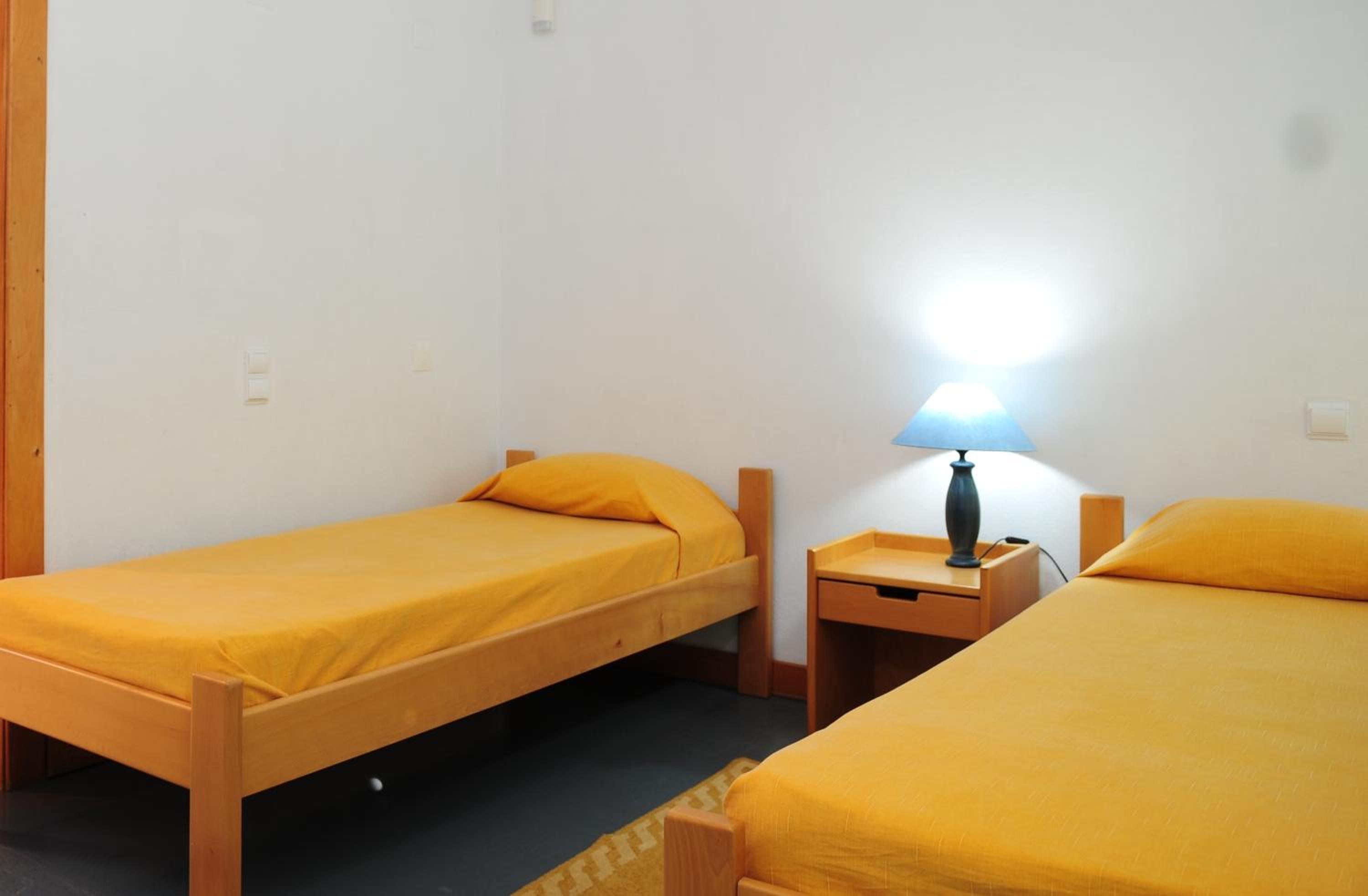 Twin Room With Private Bathroom photo 2