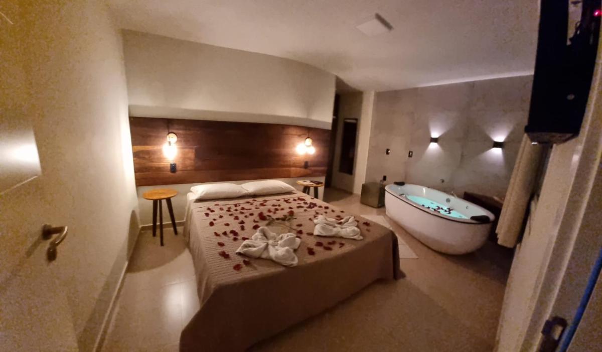 Deluxe Double Room with Bath photo 2