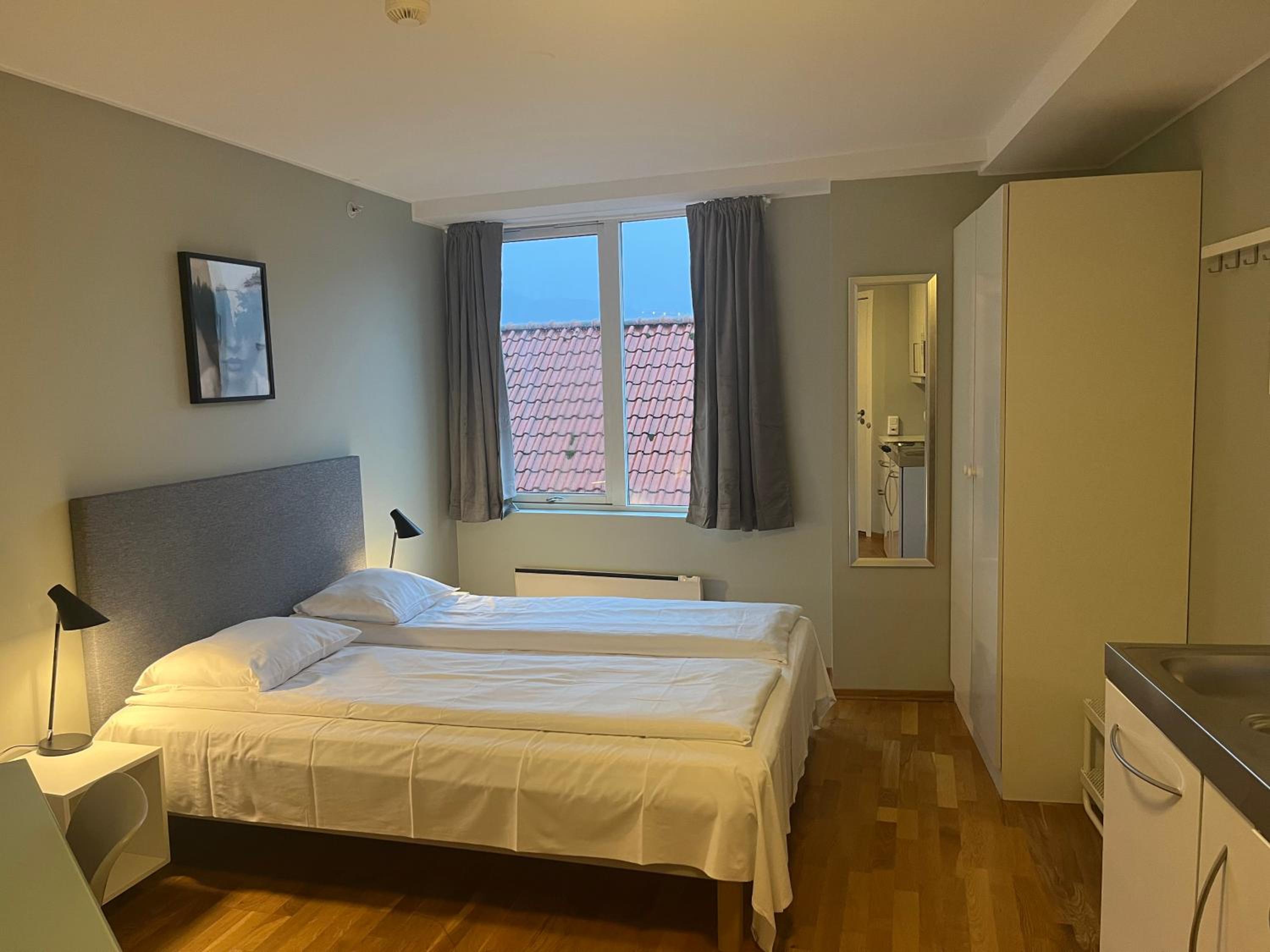 Double Room with Private Bathroom photo 3