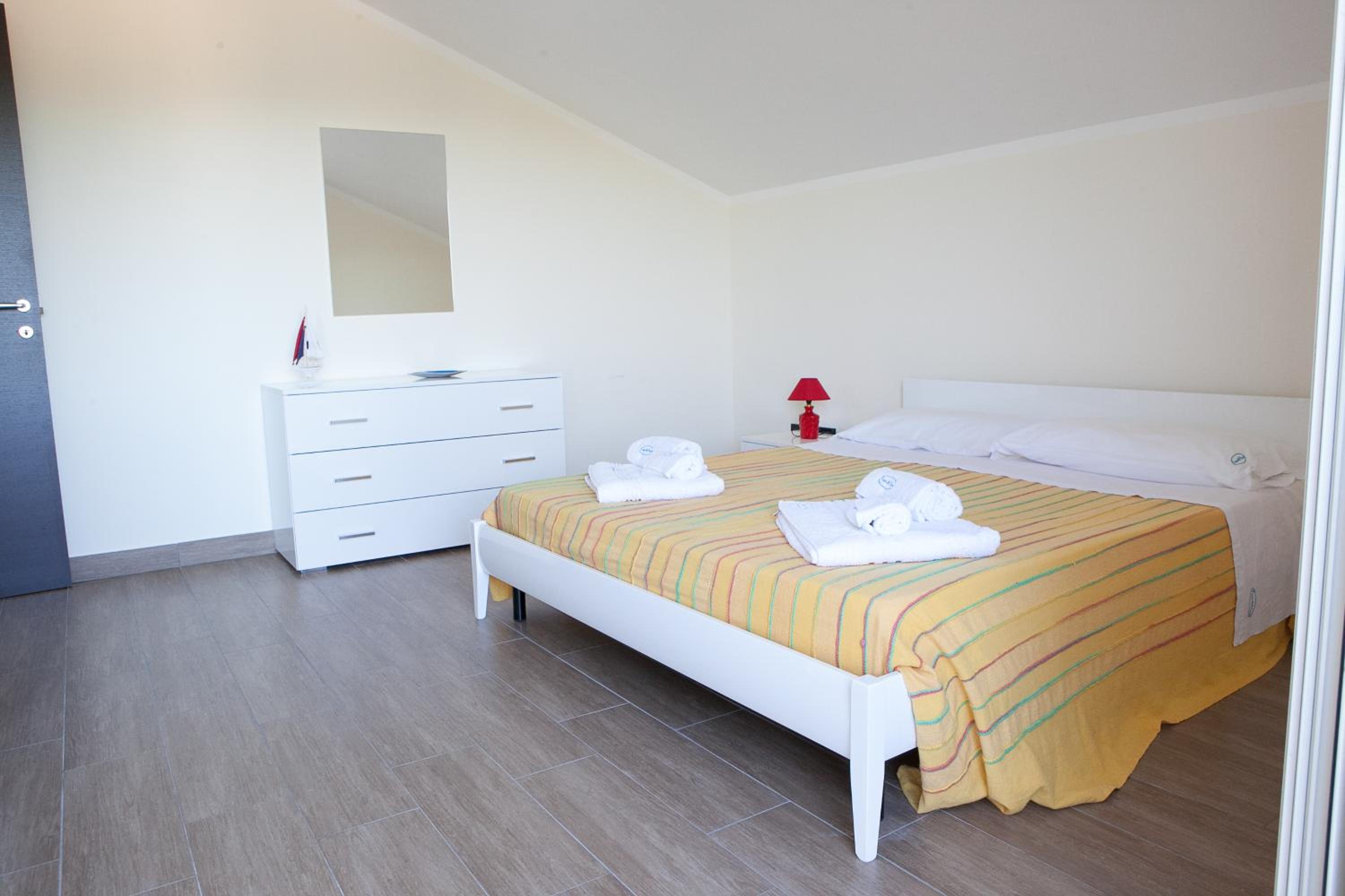 Three-Bedroom Suite photo 1