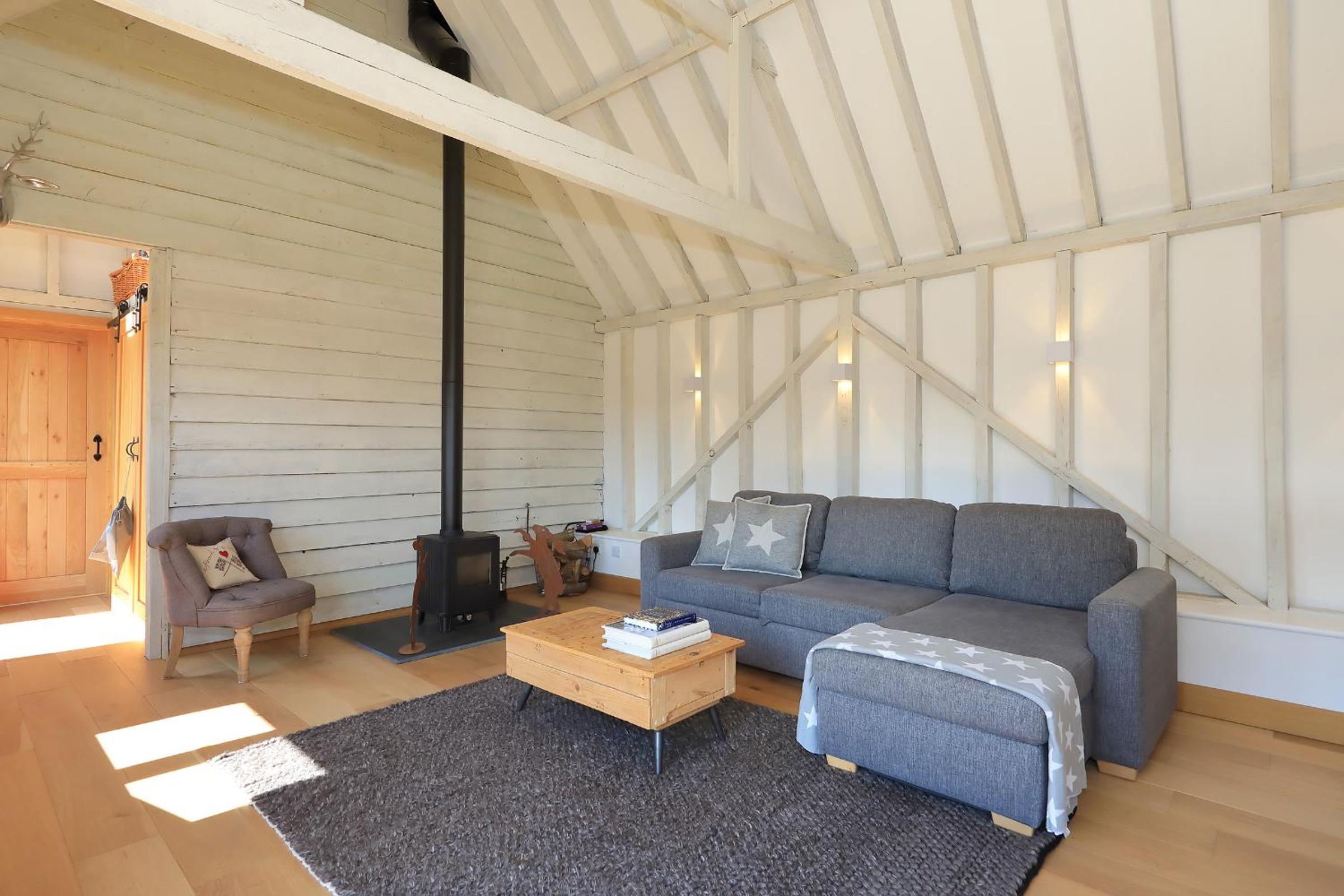 One-Bedroom House photo 1