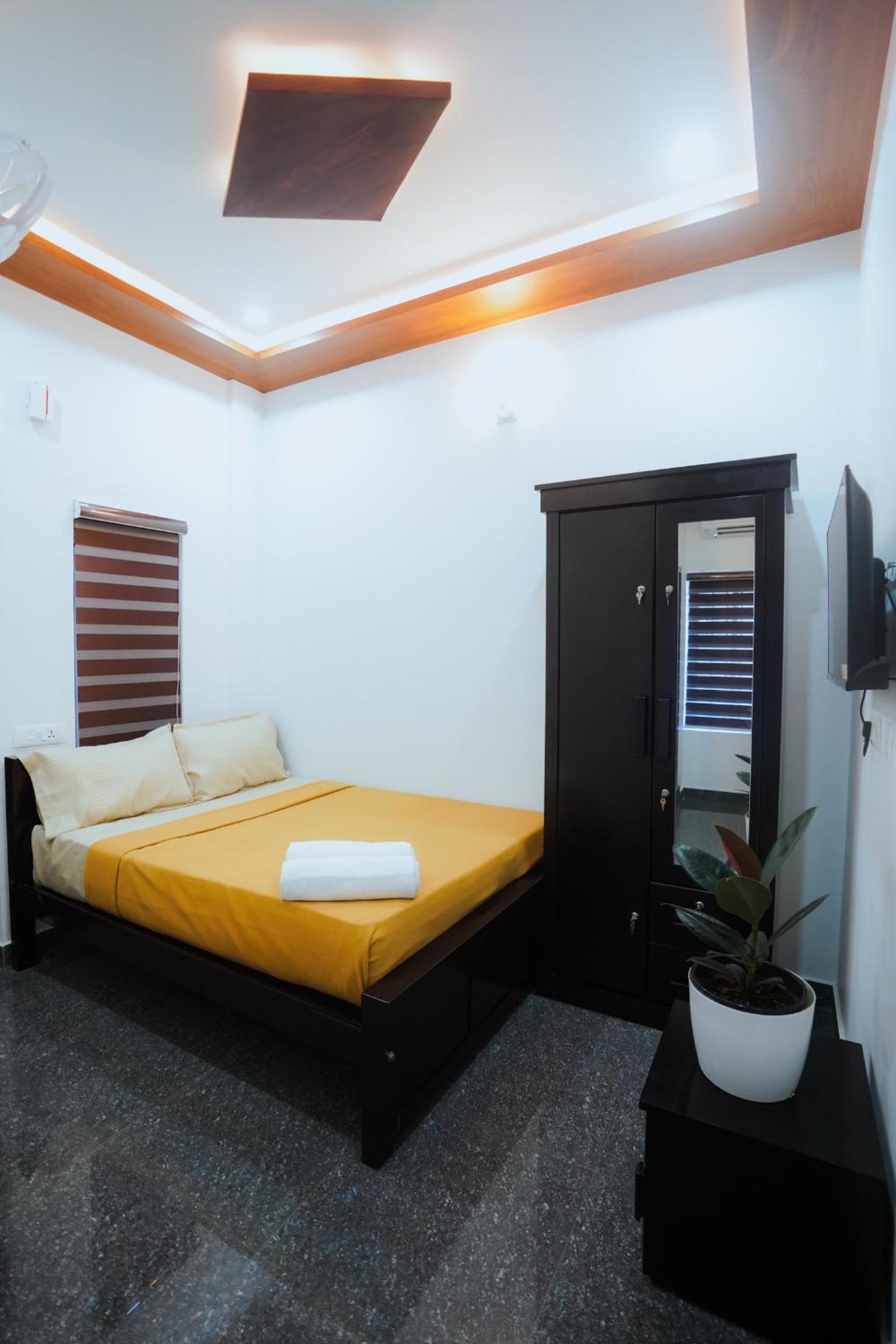 Budget Double Room - Photo 1