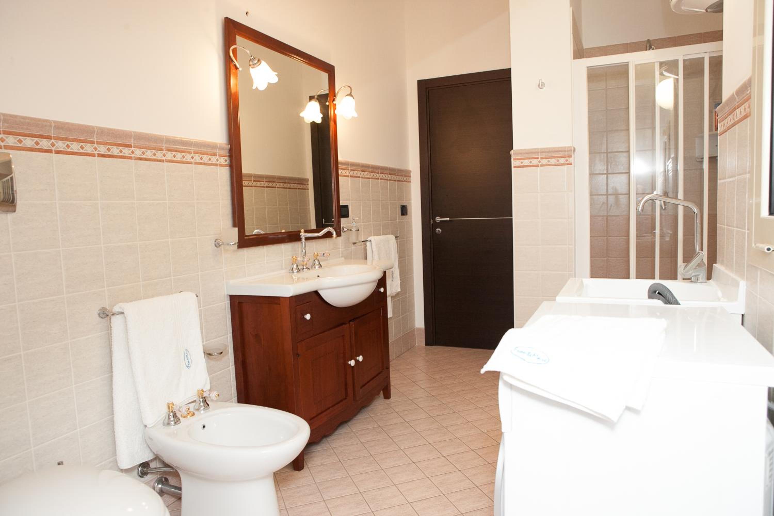 Three-Bedroom Suite photo 3