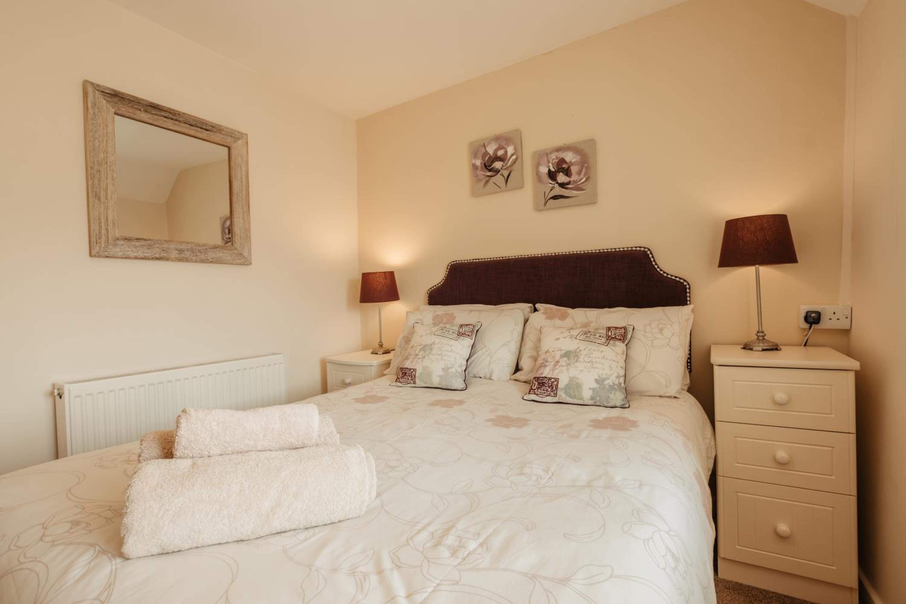 Three-Bedroom House photo 1
