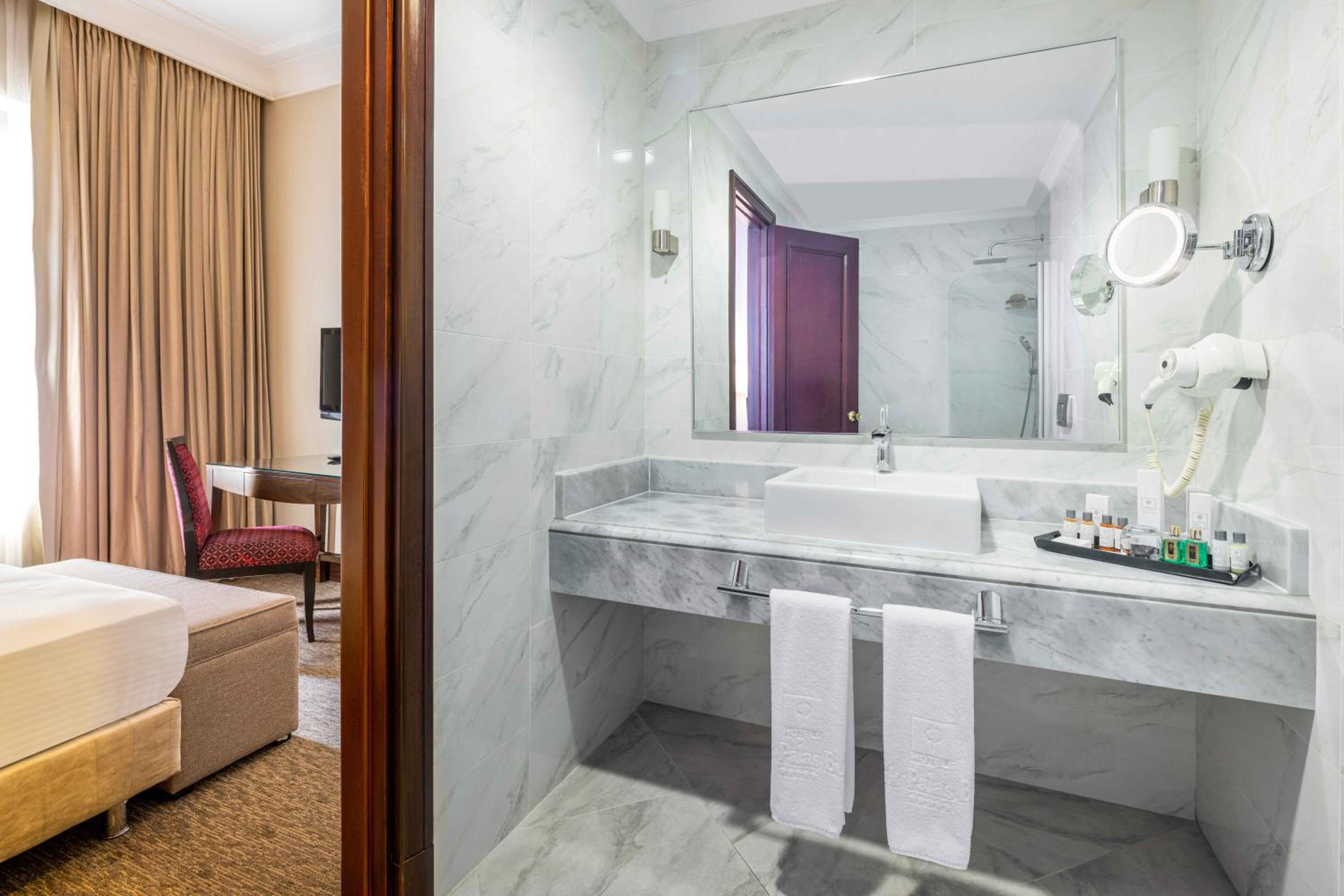 Junior Suite - Photo 2