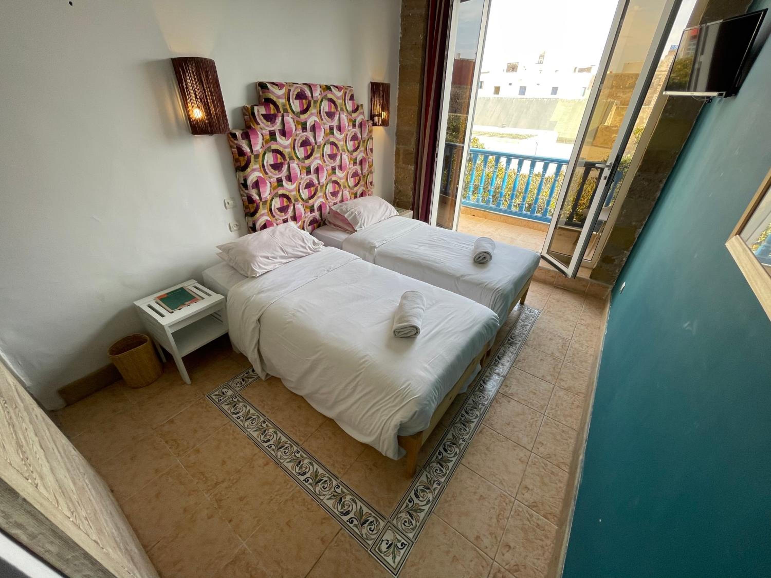 Superior Double or Twin Room with City View photo 2