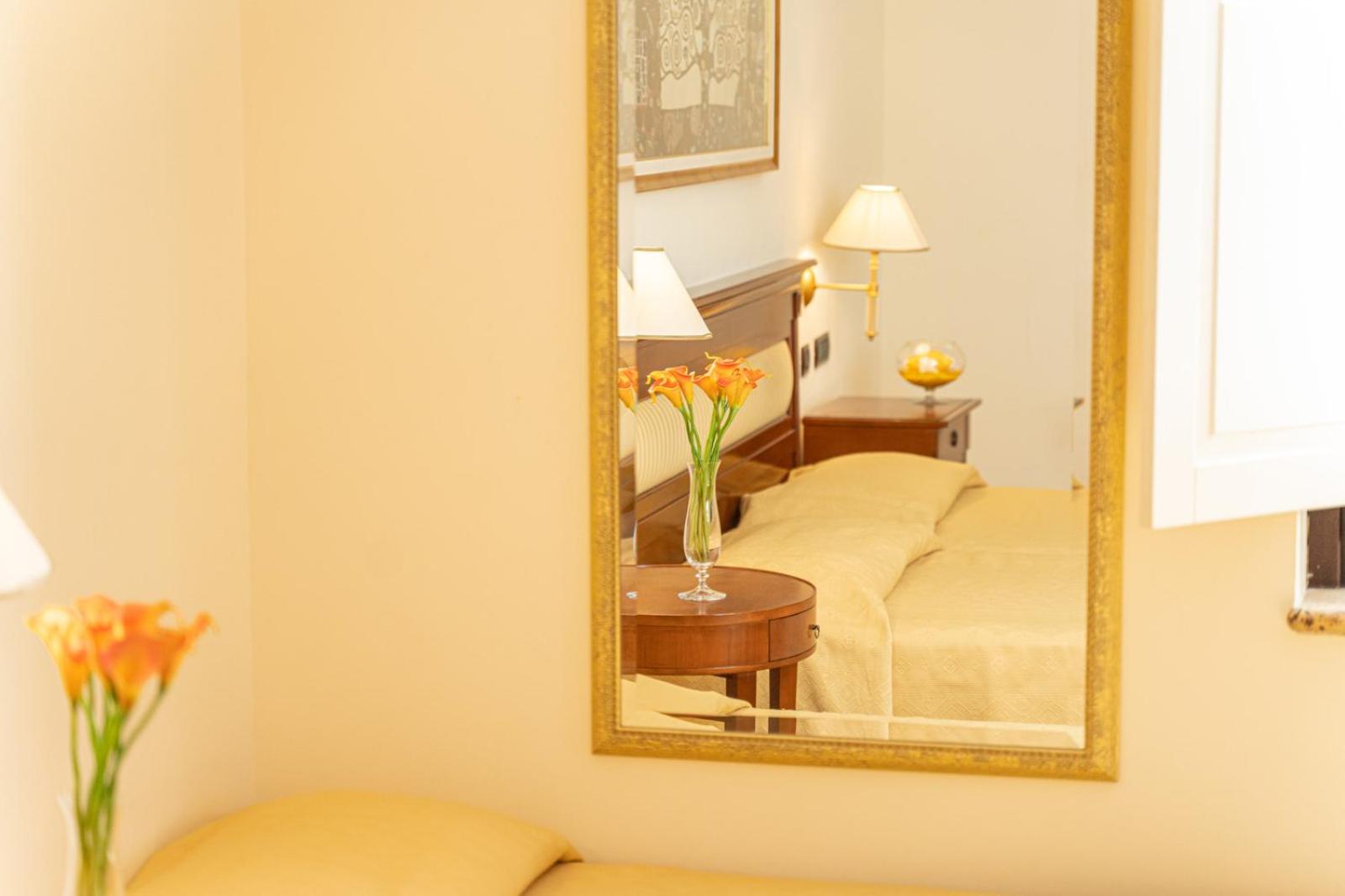 Triple Room - Photo 8