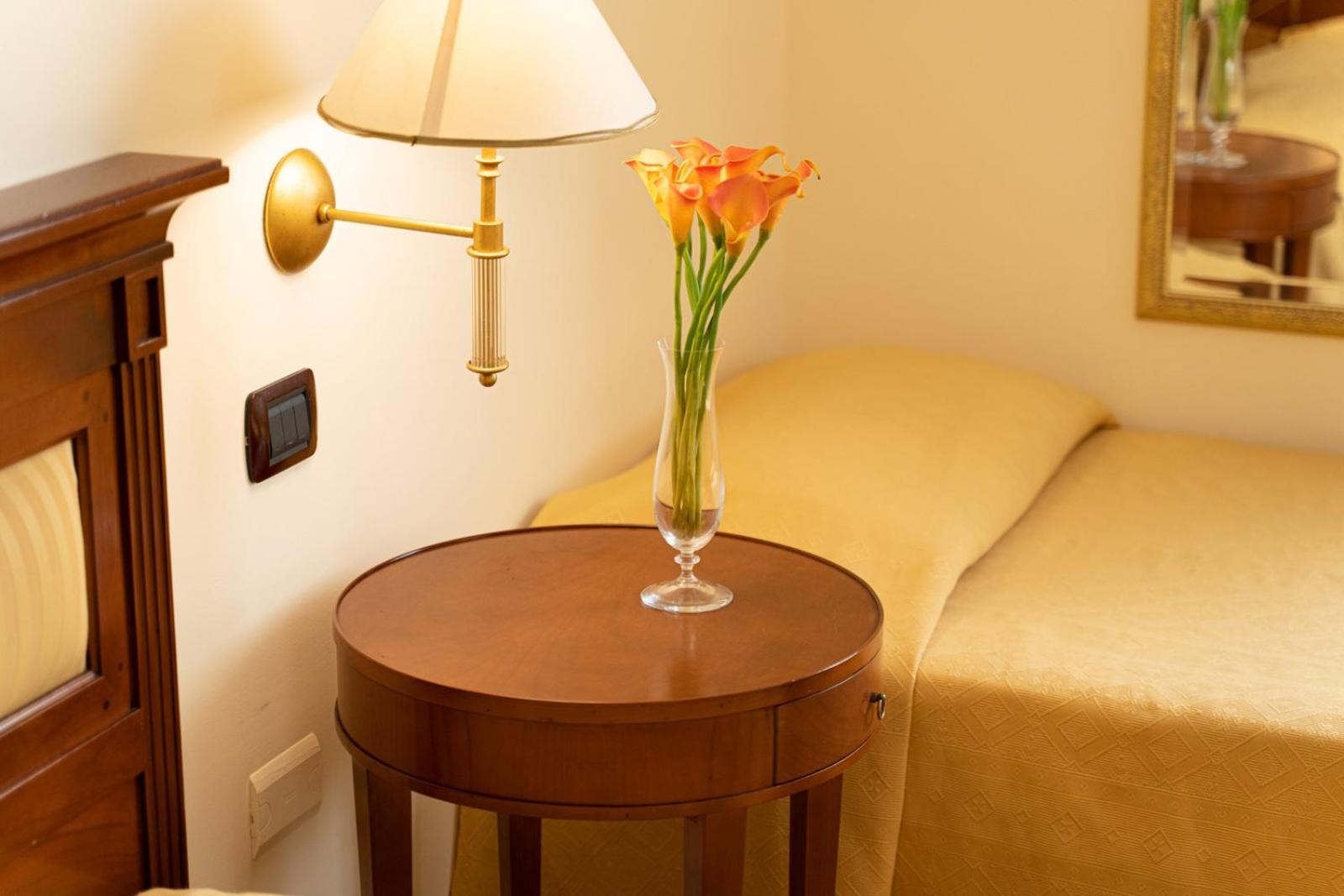 Triple Room - Photo 11