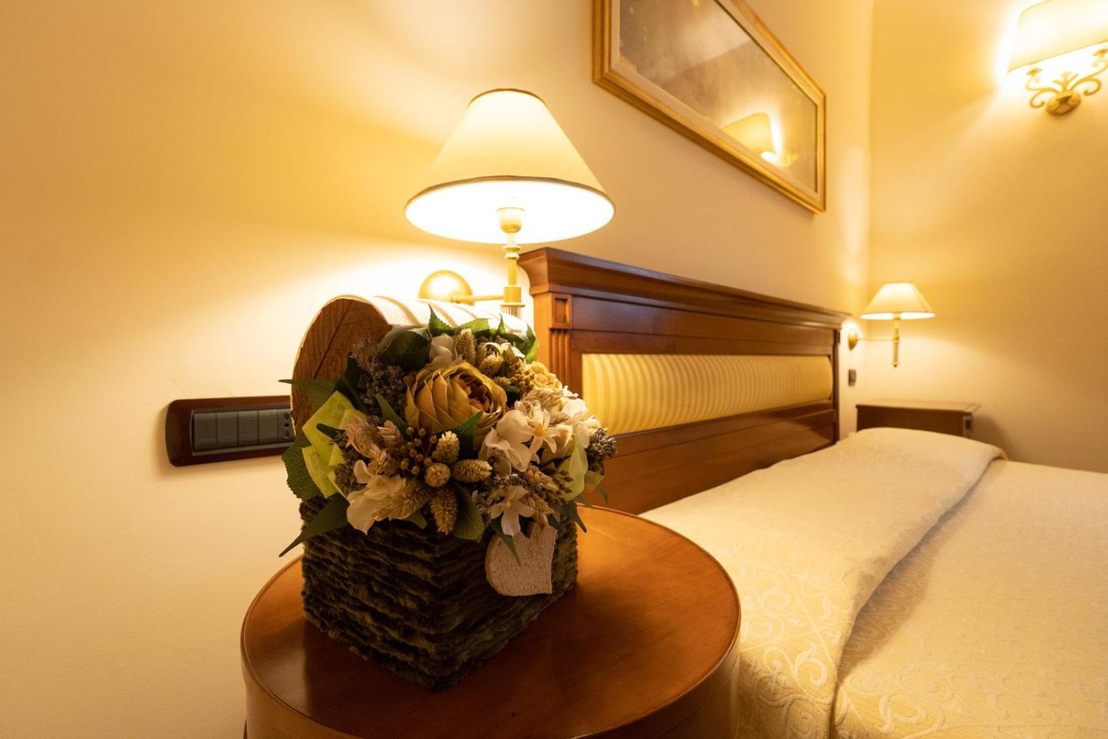 Double or Twin Room - Photo 20