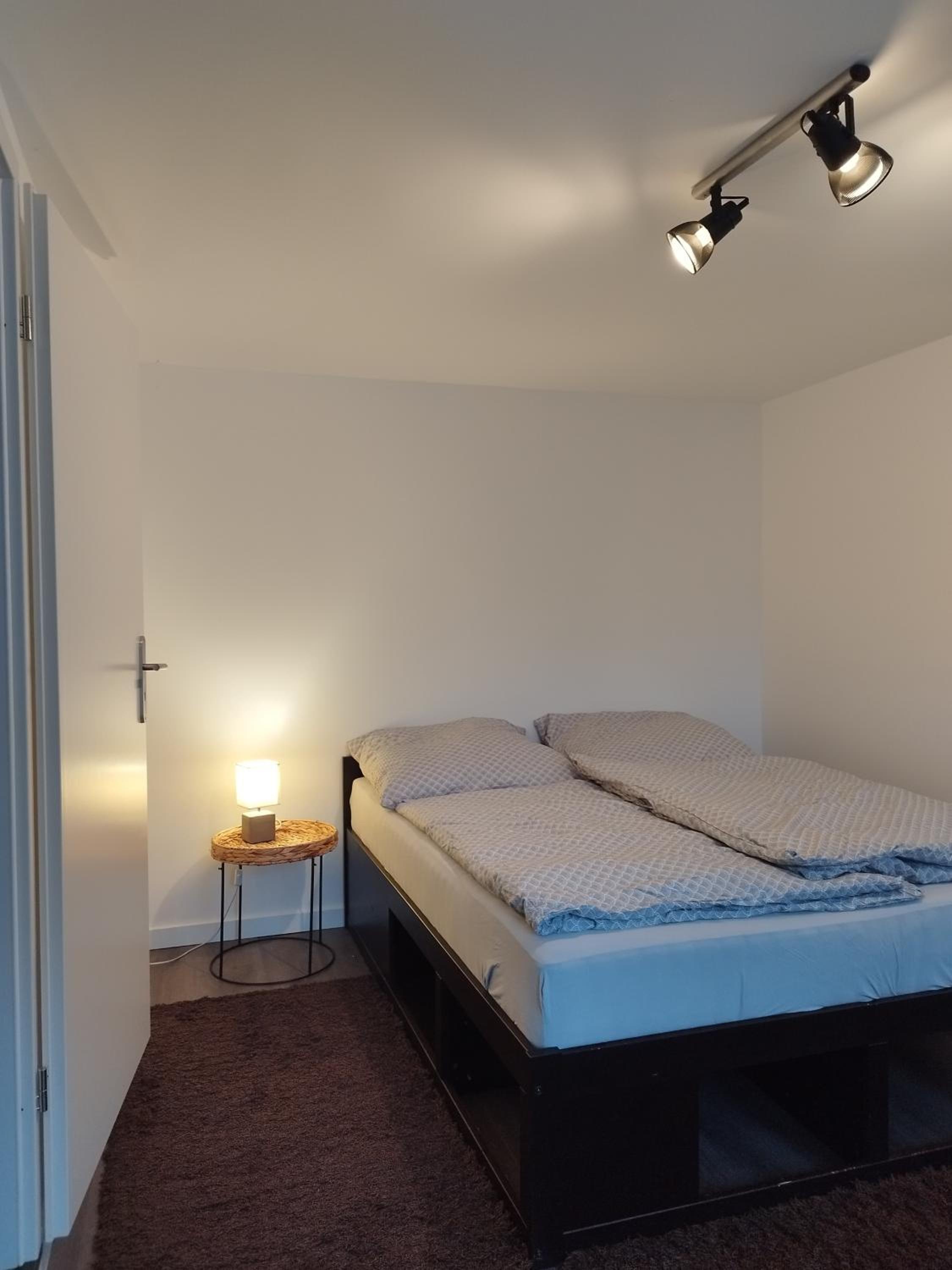 Three-Bedroom House photo 3