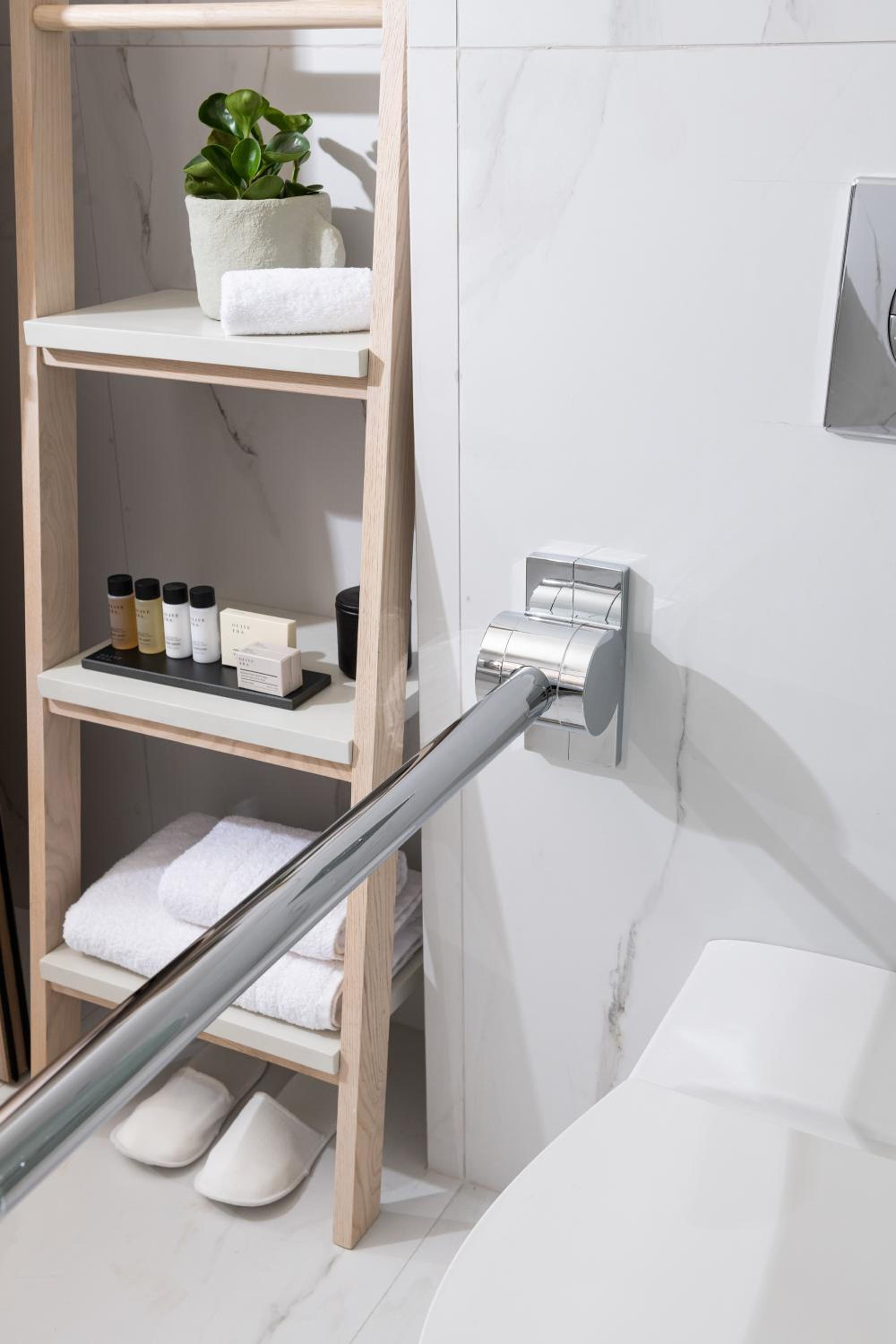 Double Room - Disability Access - Photo 12