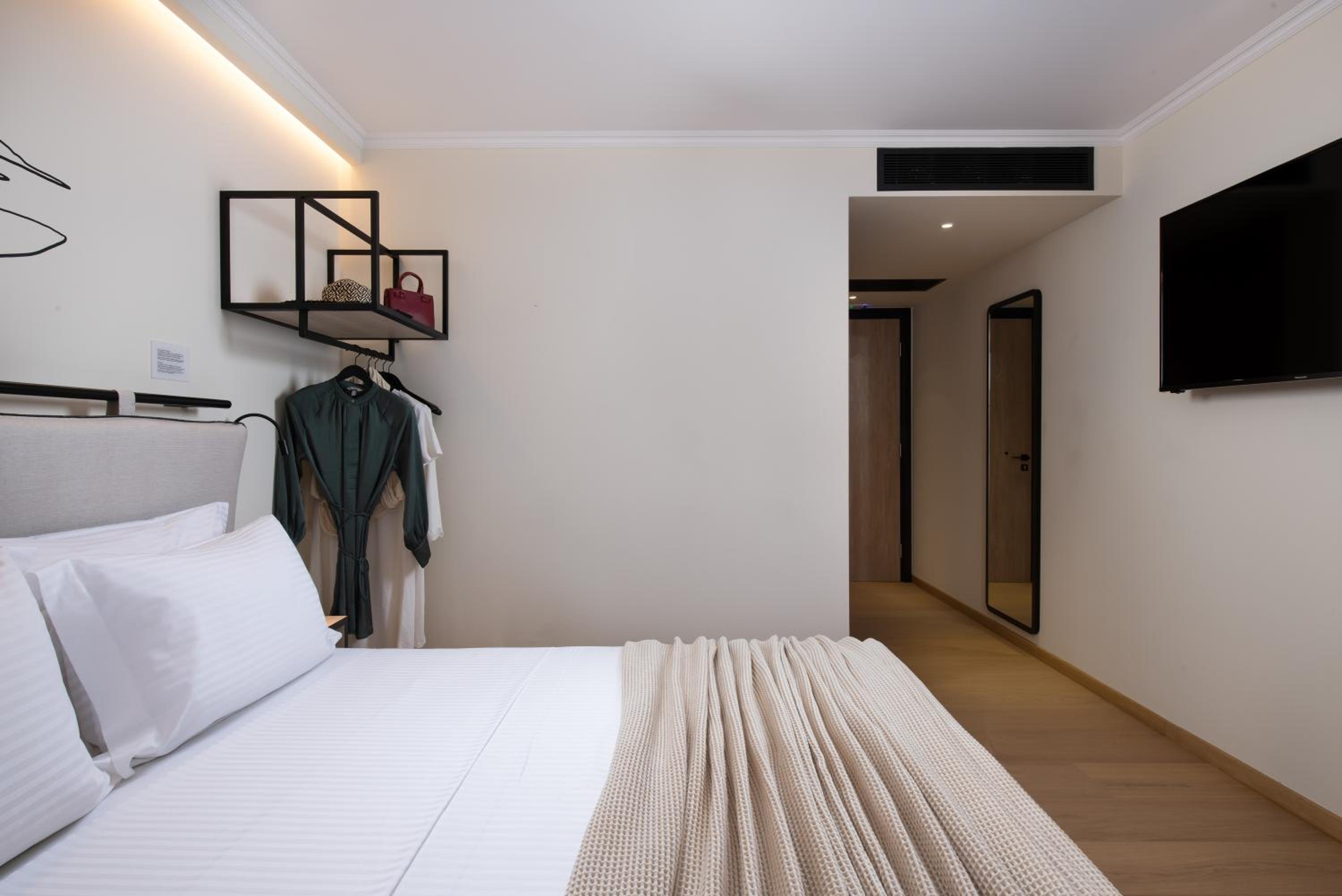Double Room - Disability Access - Photo 5