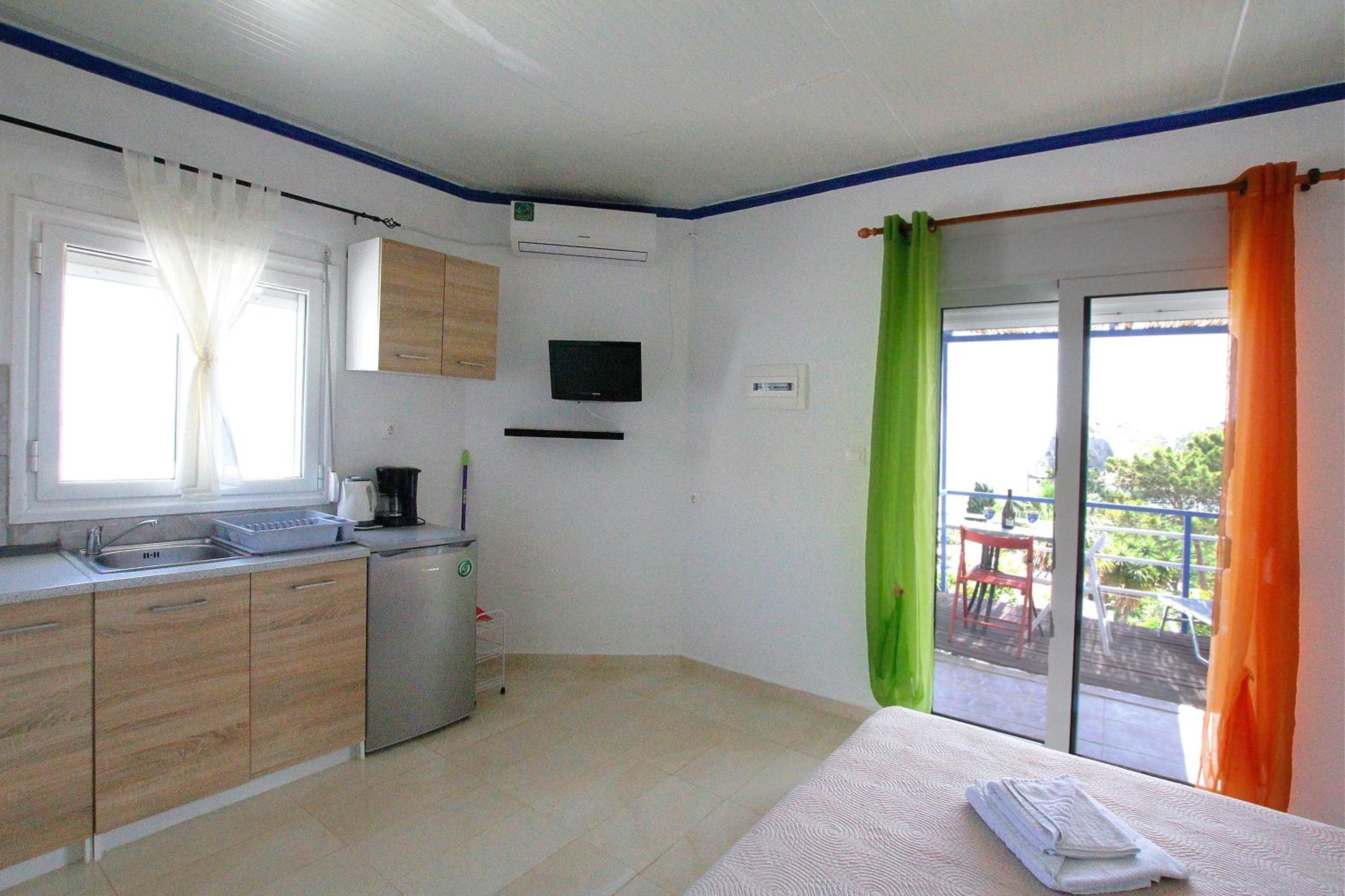 Studio with Sea View photo 3