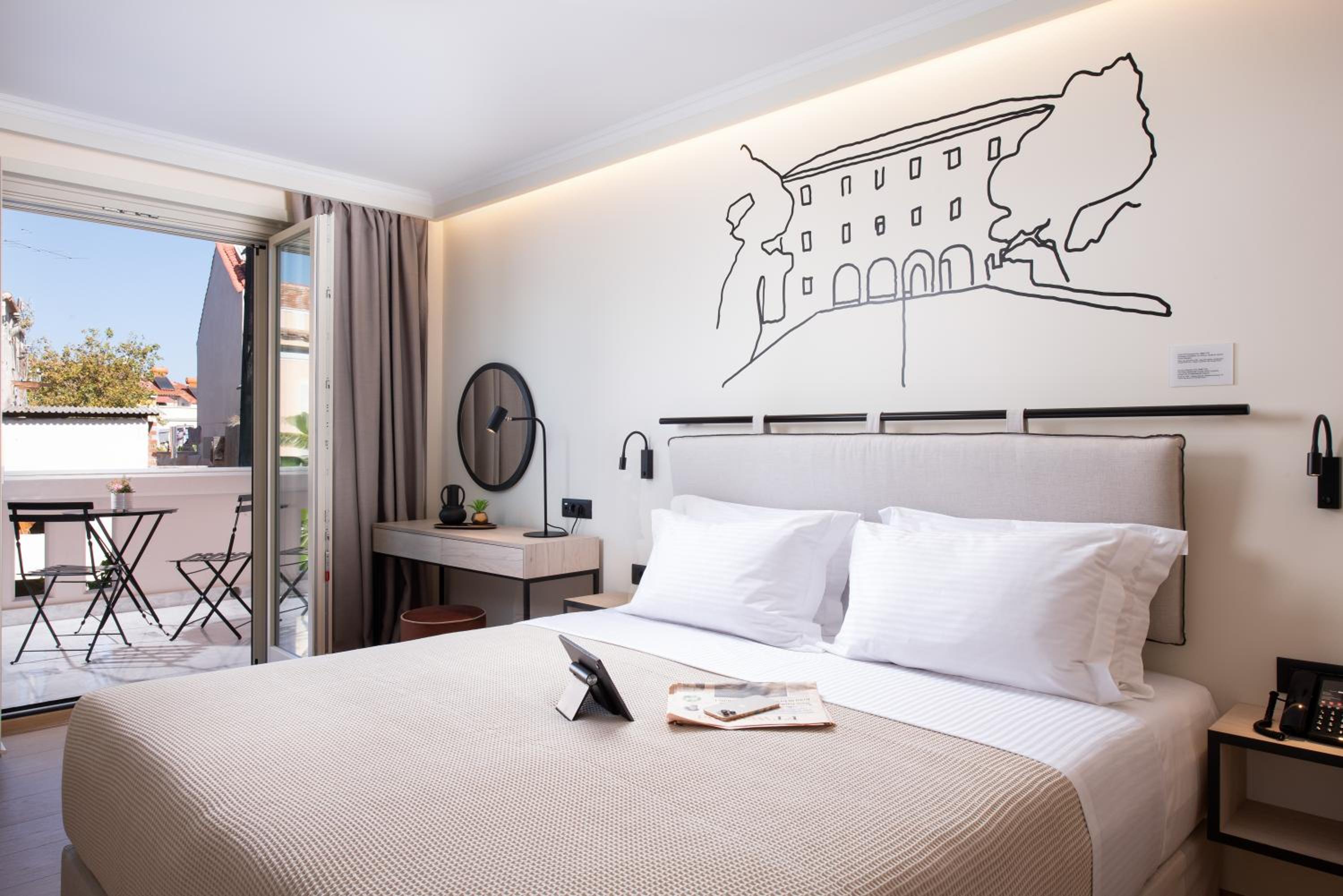 Deluxe Double or Twin Room - Photo 25