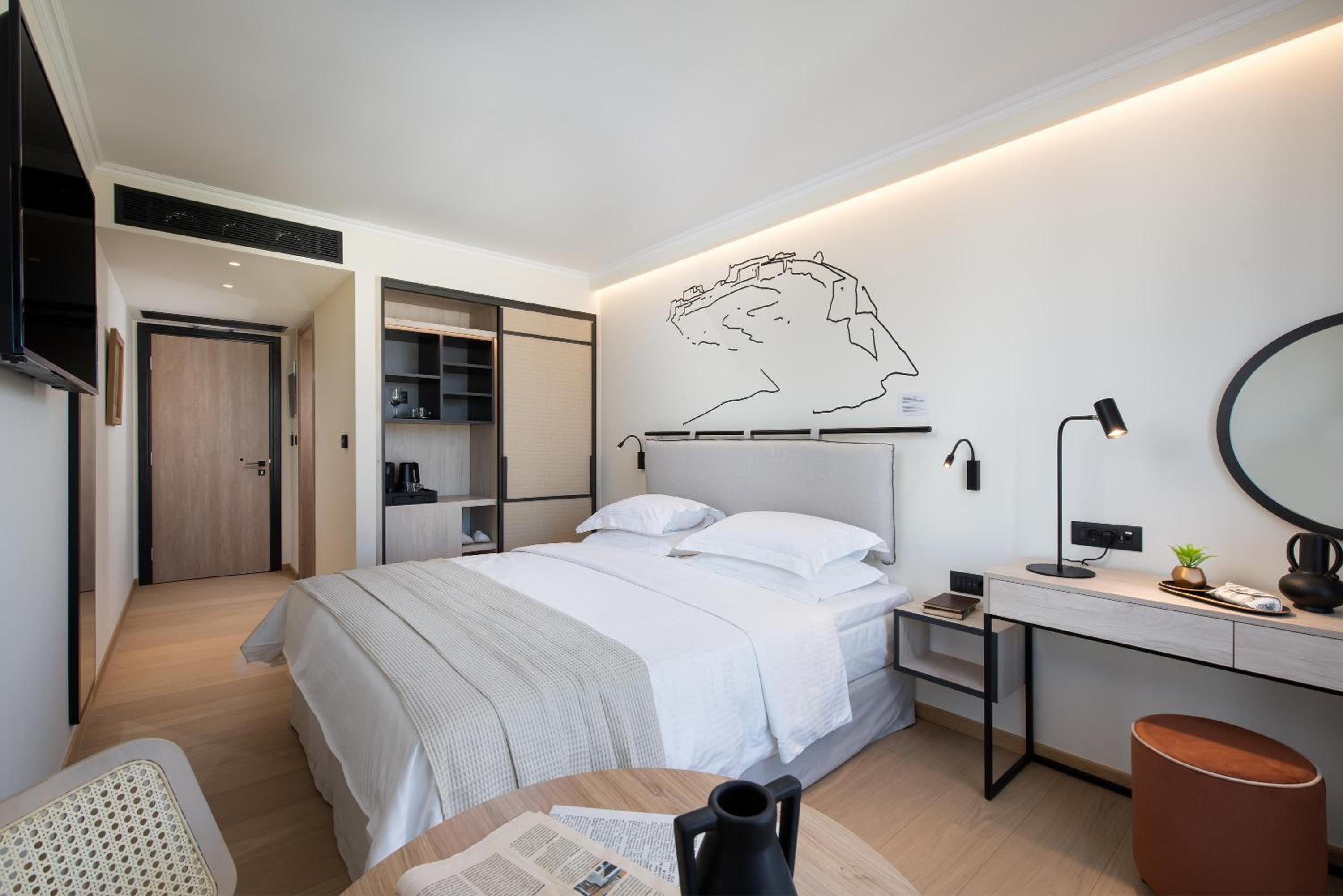 Deluxe Double or Twin Room - Photo 7