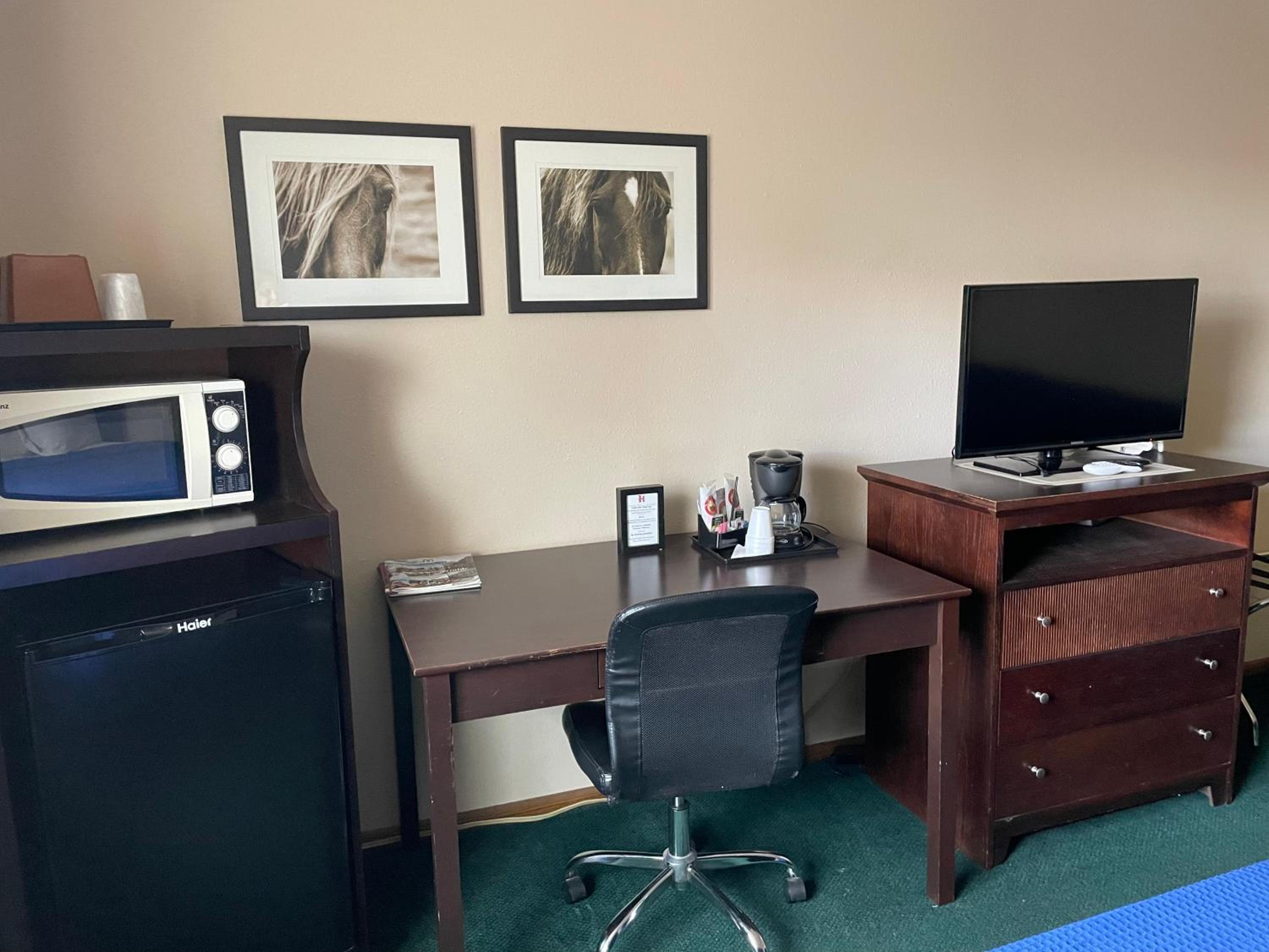 Family Room photo 1