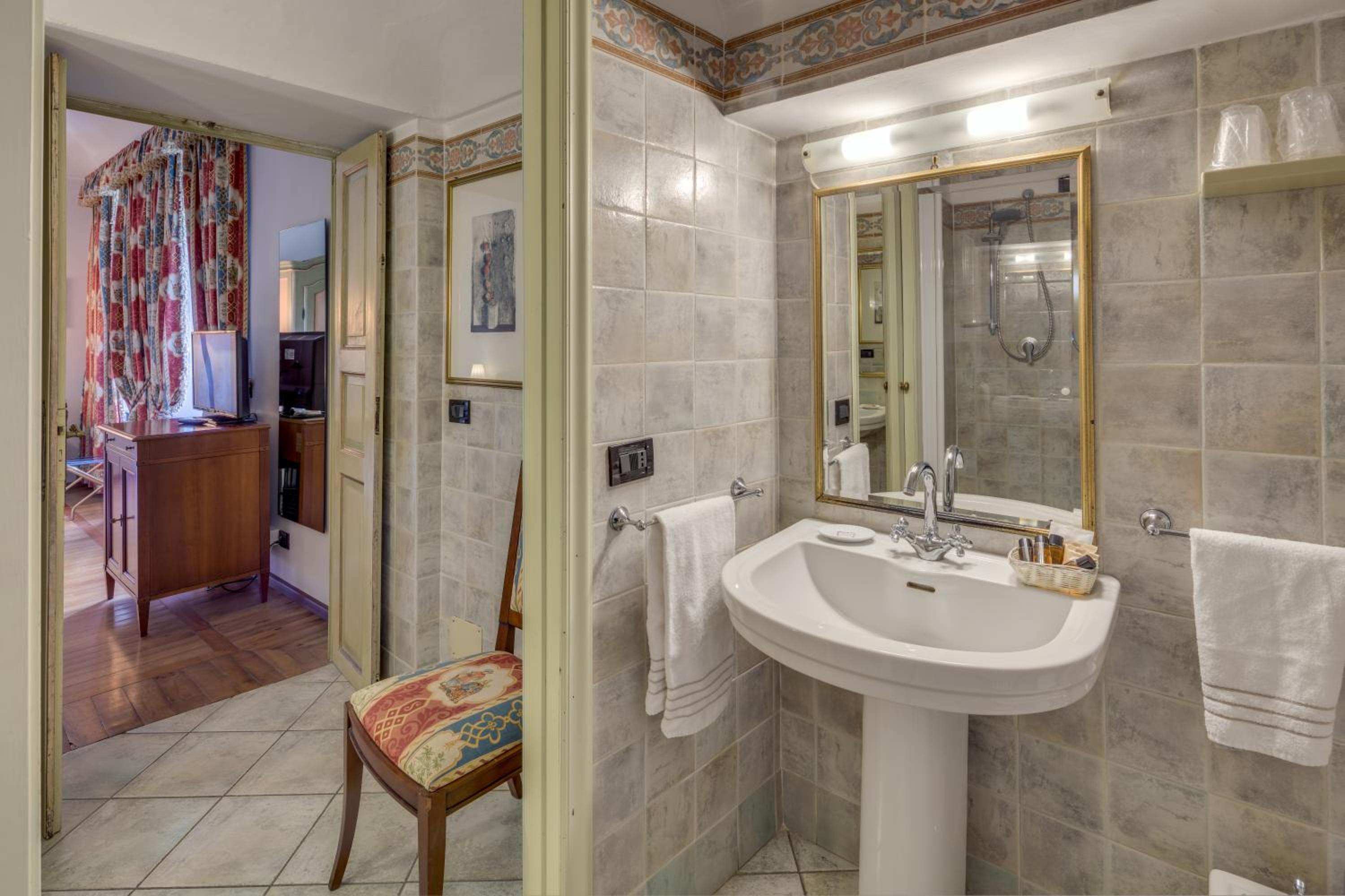Suite photo 2