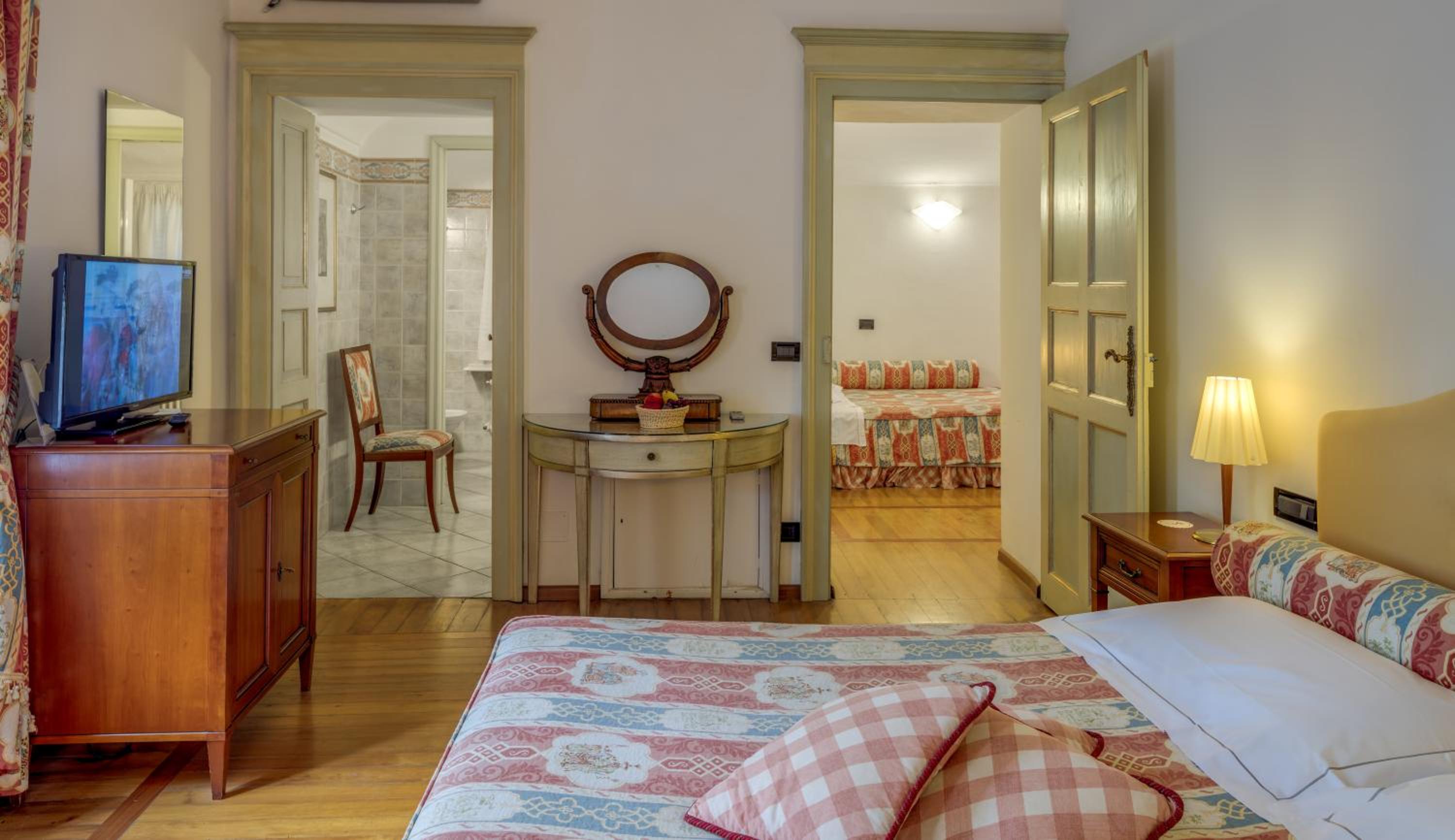 Suite photo 1