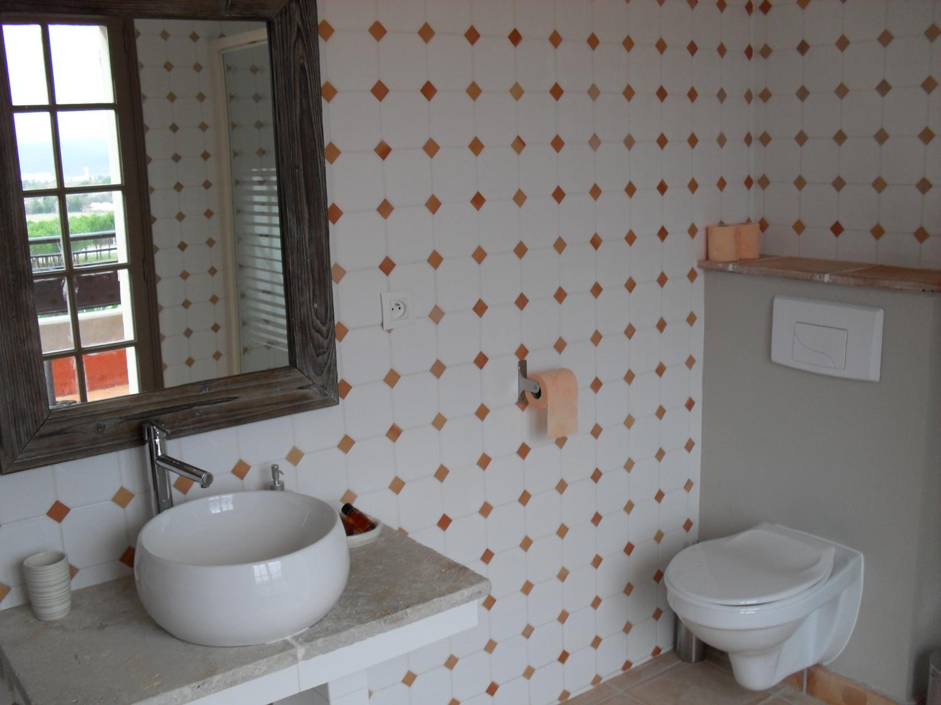 Rhodes Double Room - Photo 5
