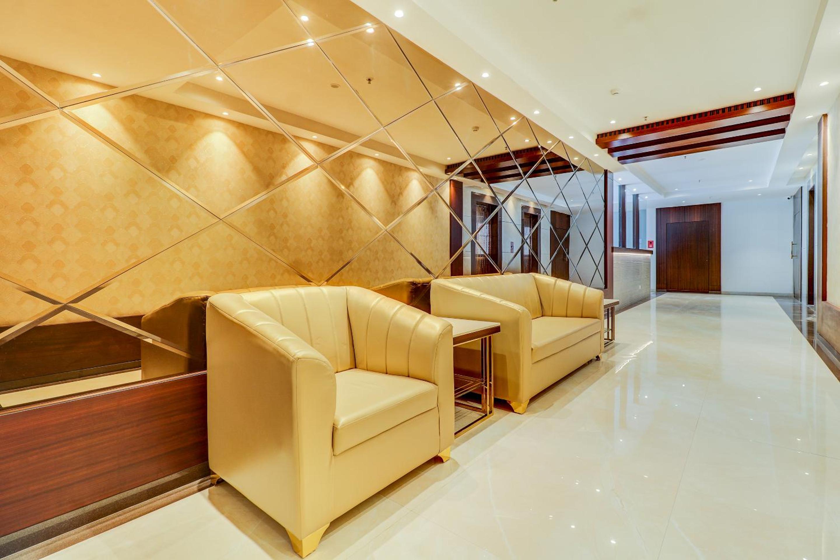Superior Double or Twin Room - Photo 36