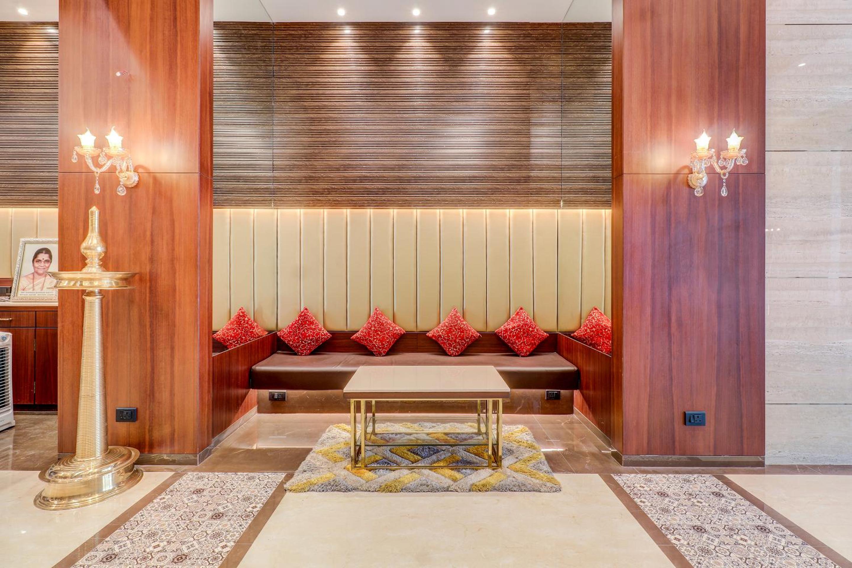 Superior Double or Twin Room - Photo 23