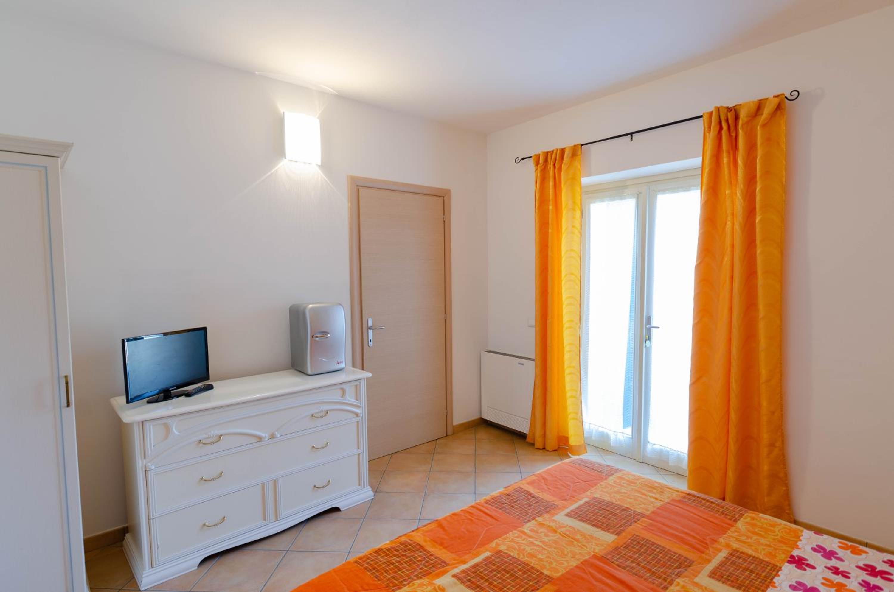 Budget Double or Twin Room photo 2