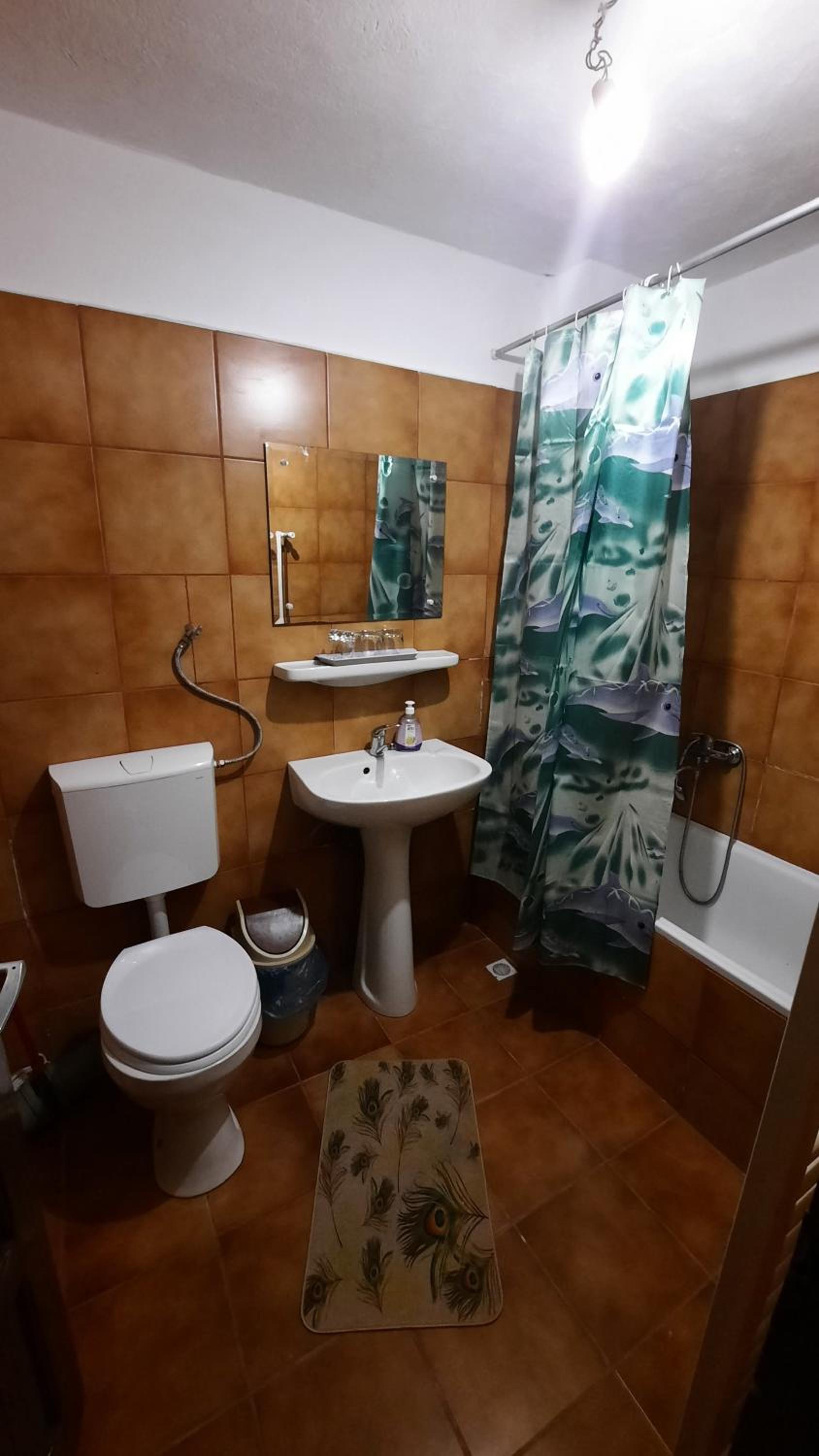 Two-Bedroom Apartment - Photo 6