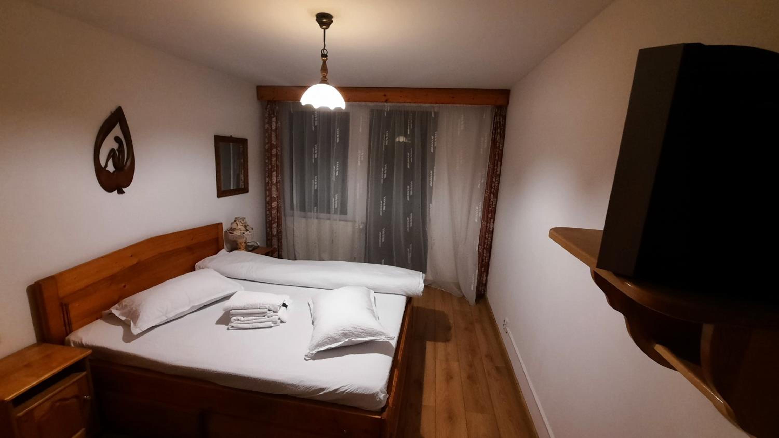 Two-Bedroom Apartment - Photo 3