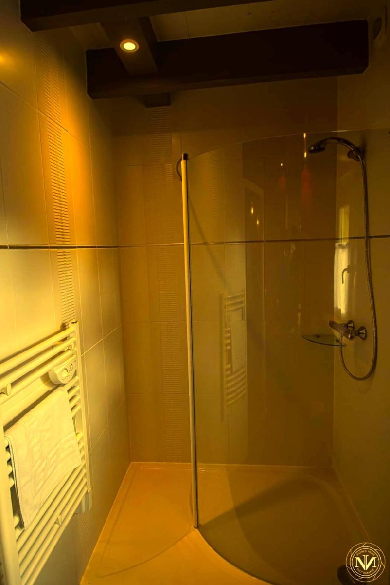 Large Double Room photo 2