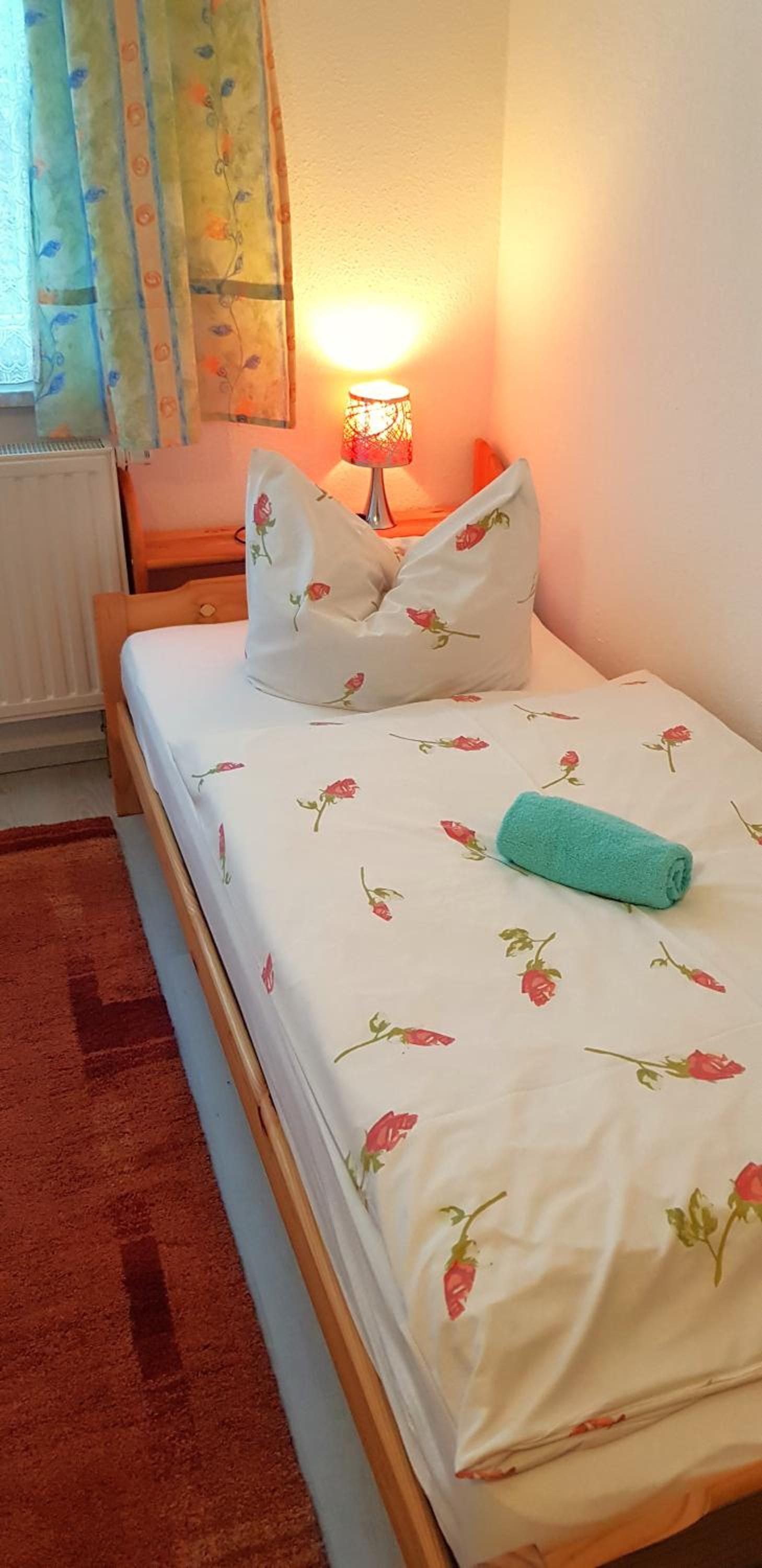 Single Room with Bathroom photo 1
