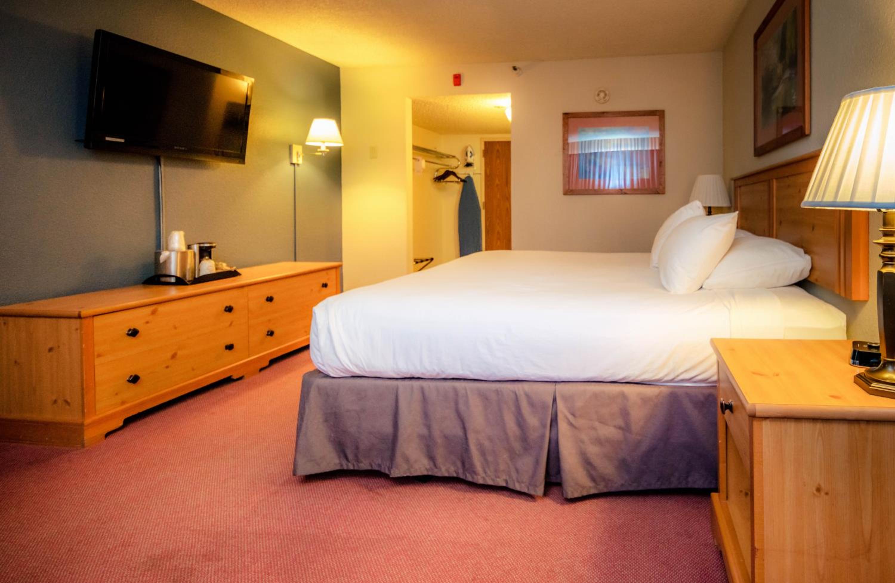 Standard King Room - Non Smoking - Photo 5