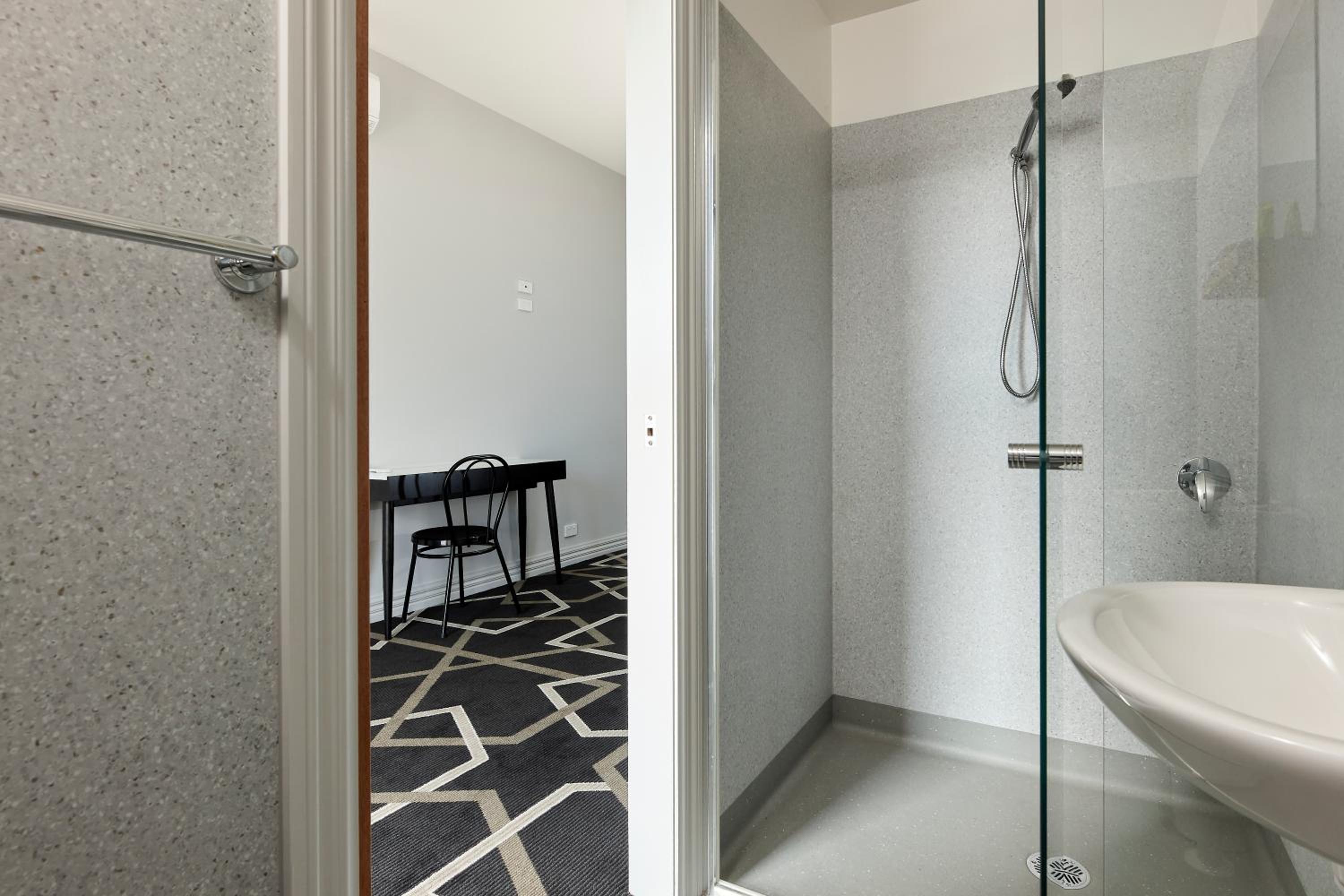 Triple Room - Photo 4