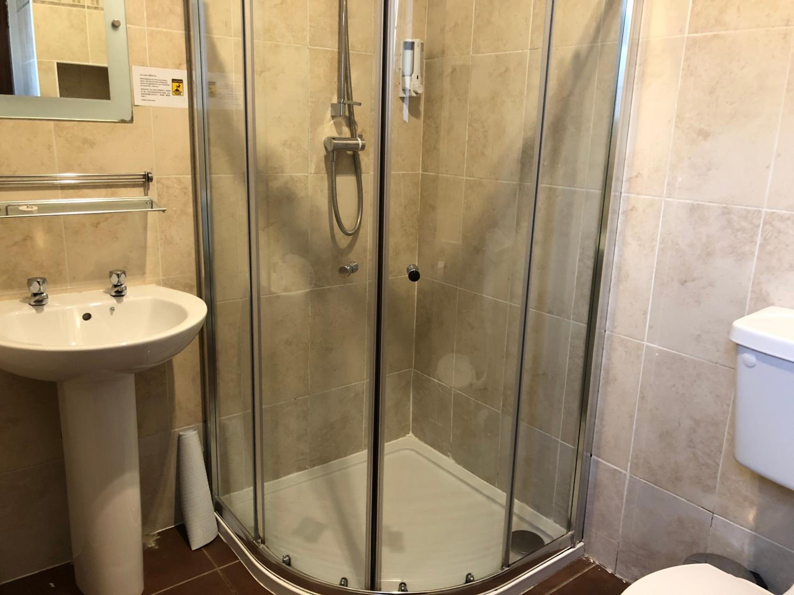 Single Room with Shower photo 2