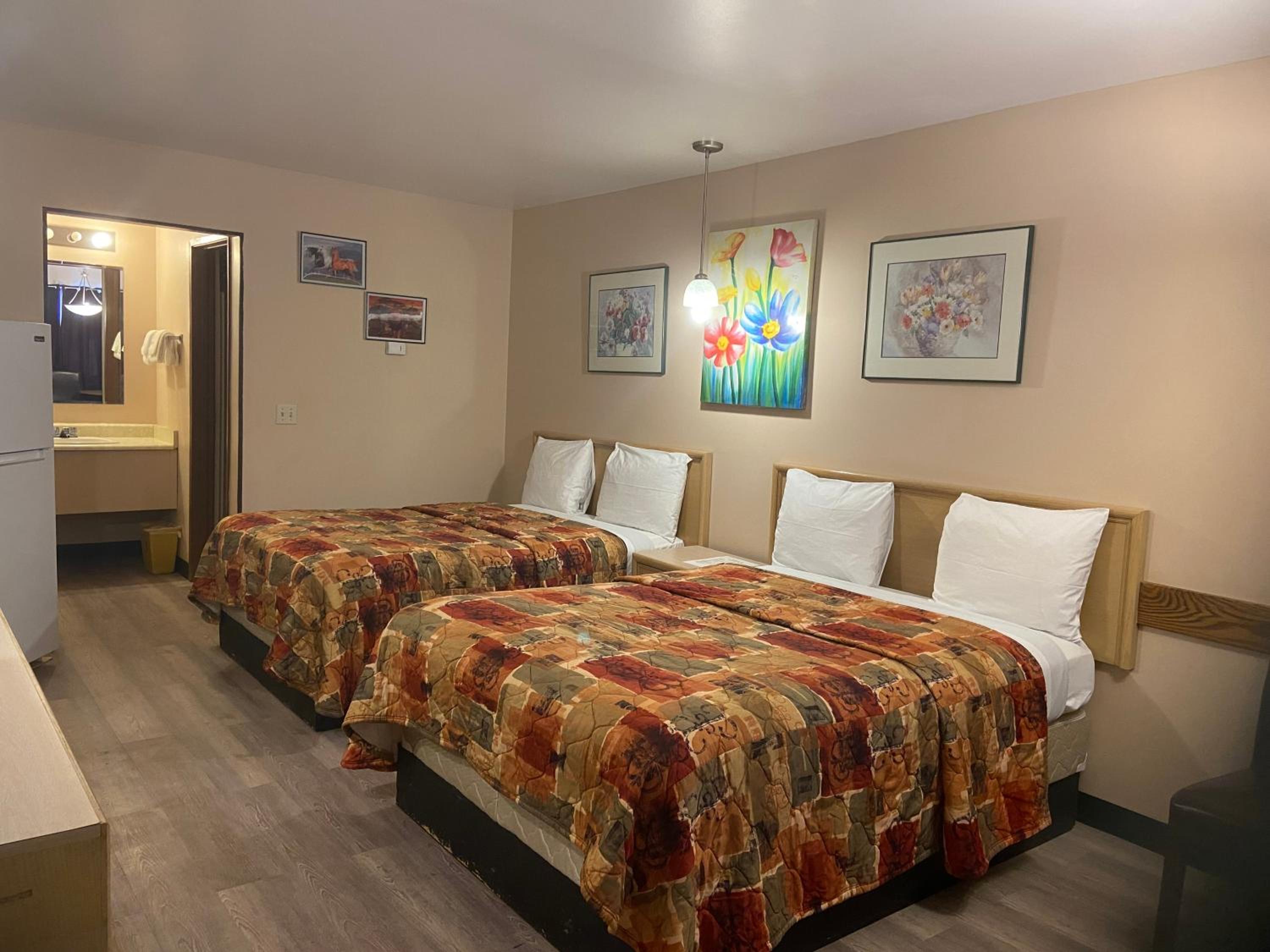 Classic Quadruple Room - Photo 41
