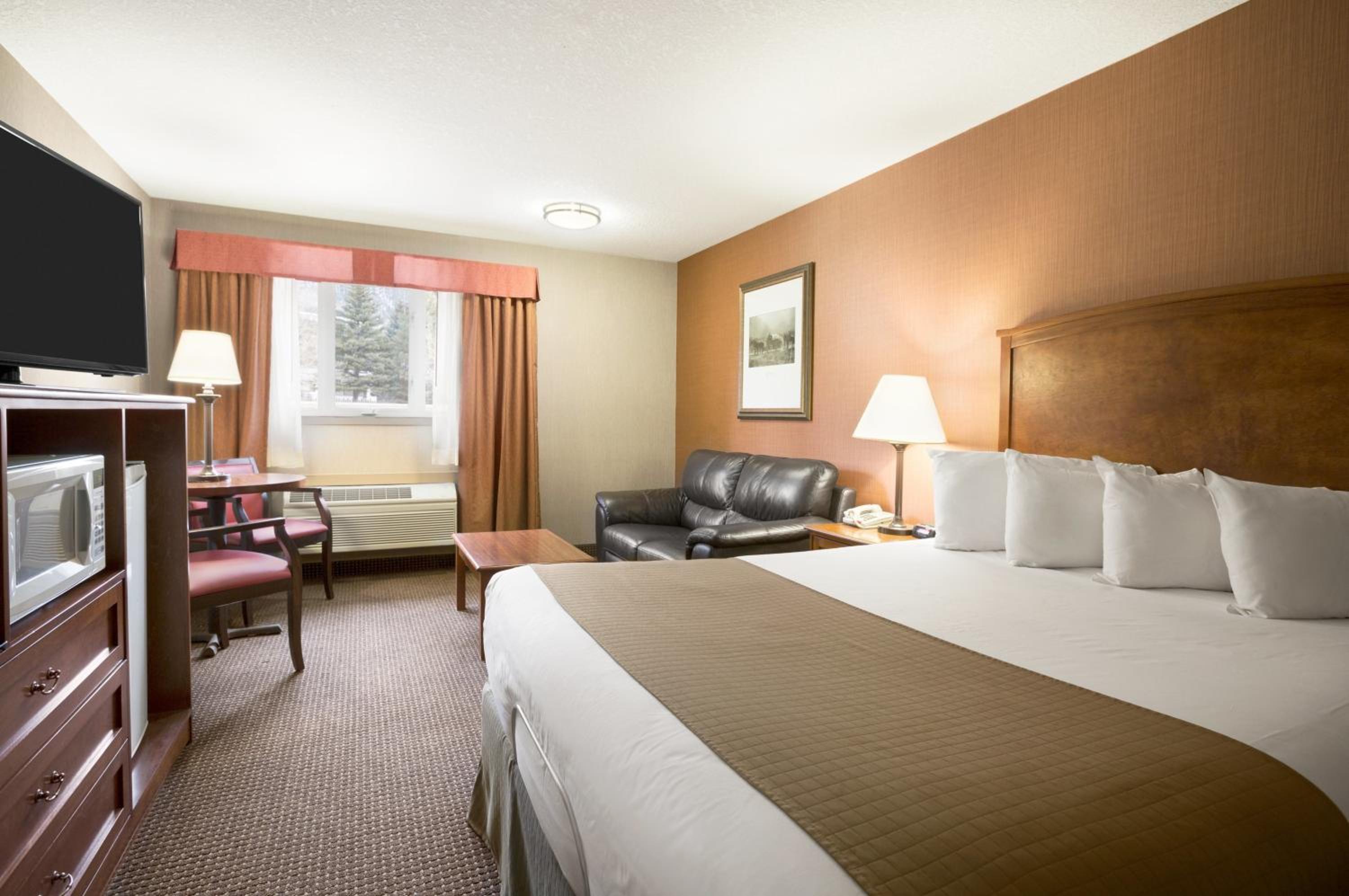 Queen Room