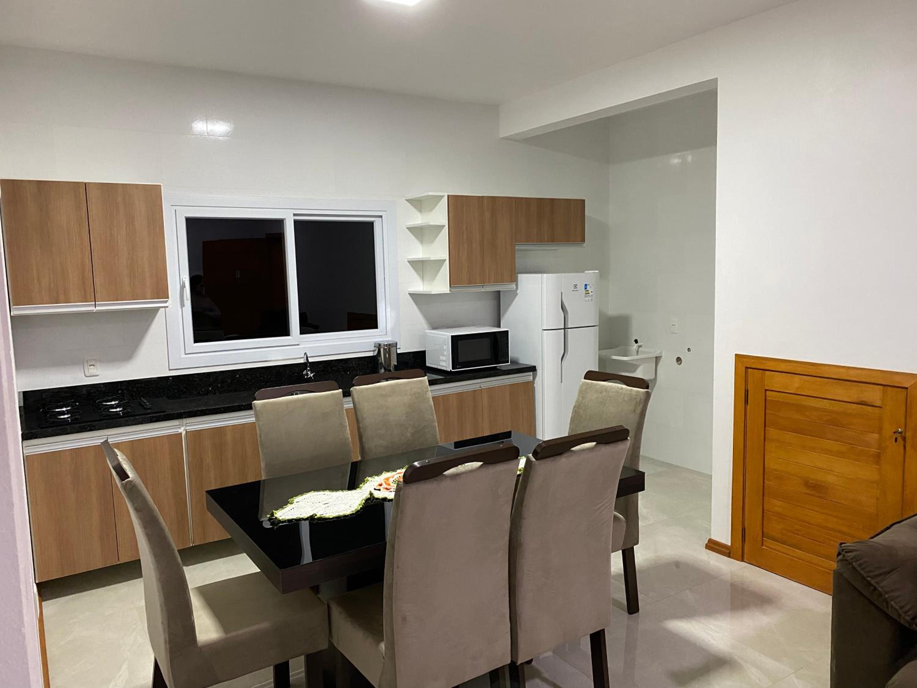 Two-Bedroom Apartment - Photo 5