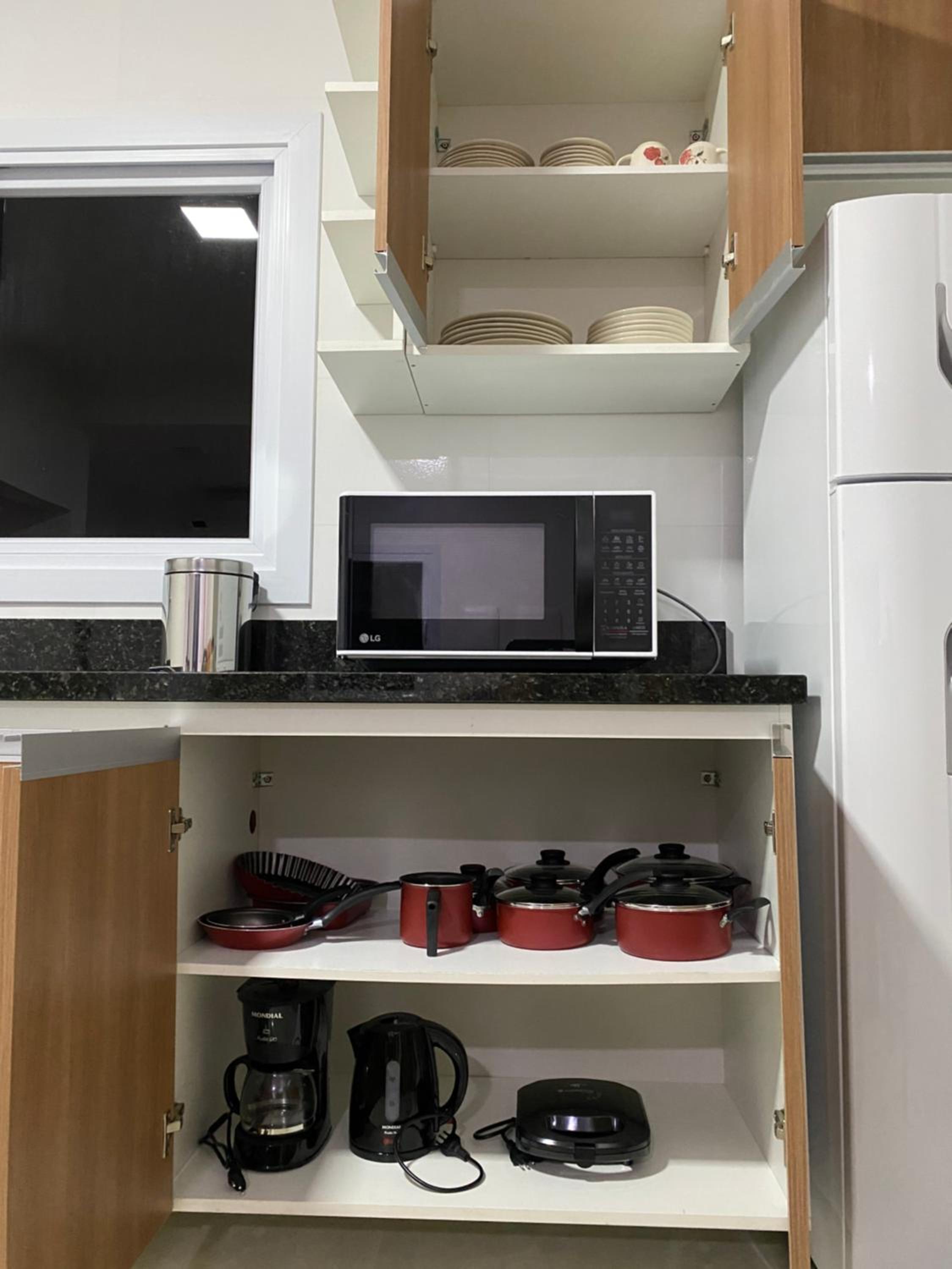 Two-Bedroom Apartment - Photo 11