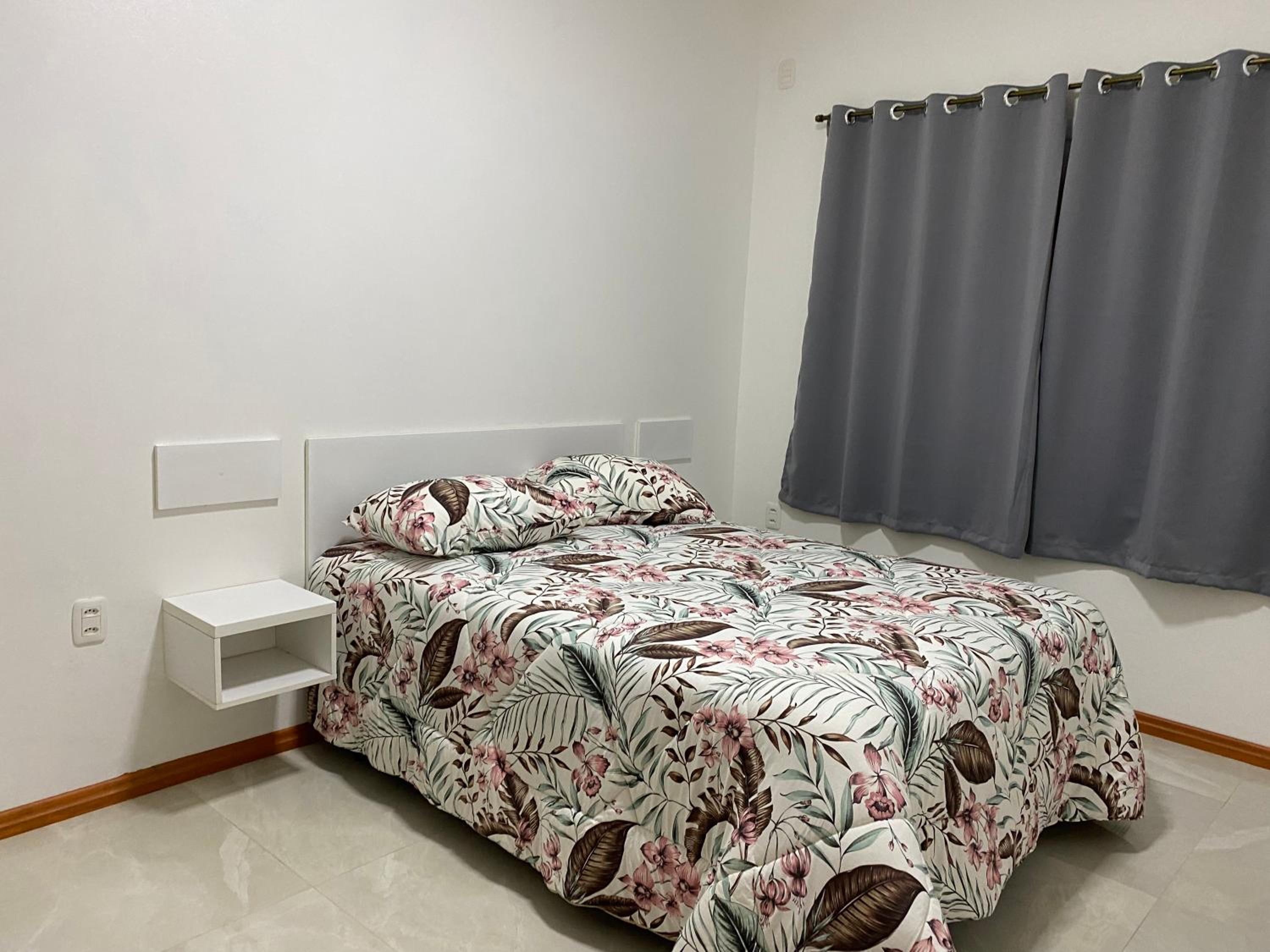 Two-Bedroom Apartment - Photo 3
