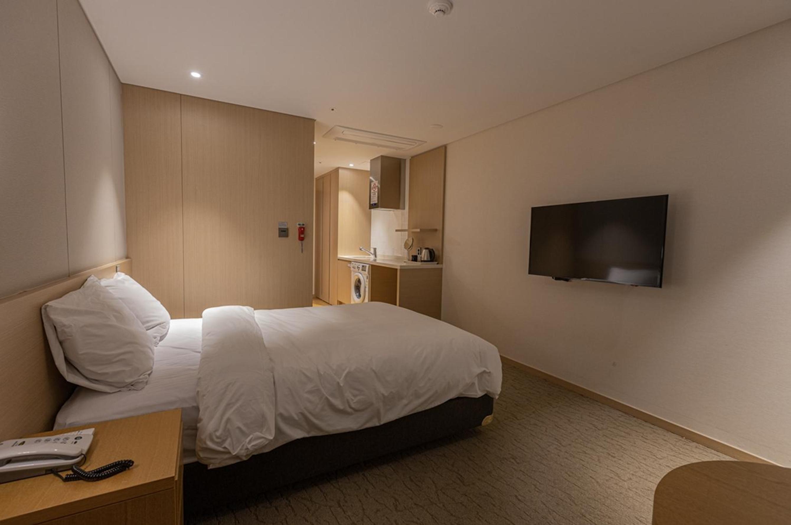 Superior Double Room - Photo 12