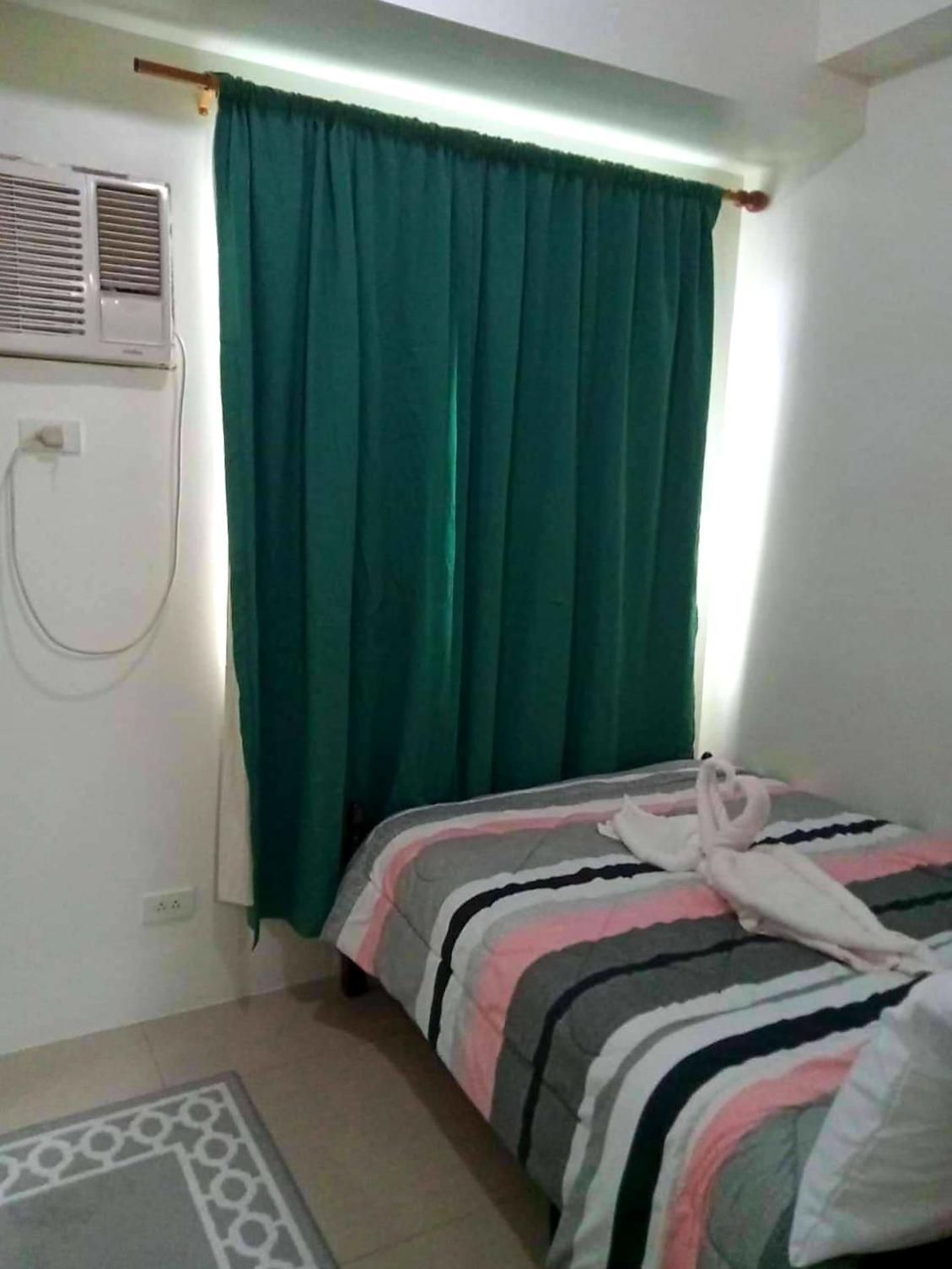 One-Bedroom Apartment - Photo 5