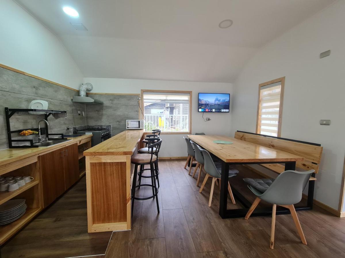 Three-Bedroom House photo 3
