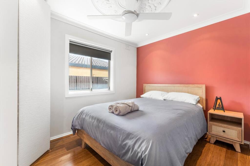 Three-Bedroom House photo 1