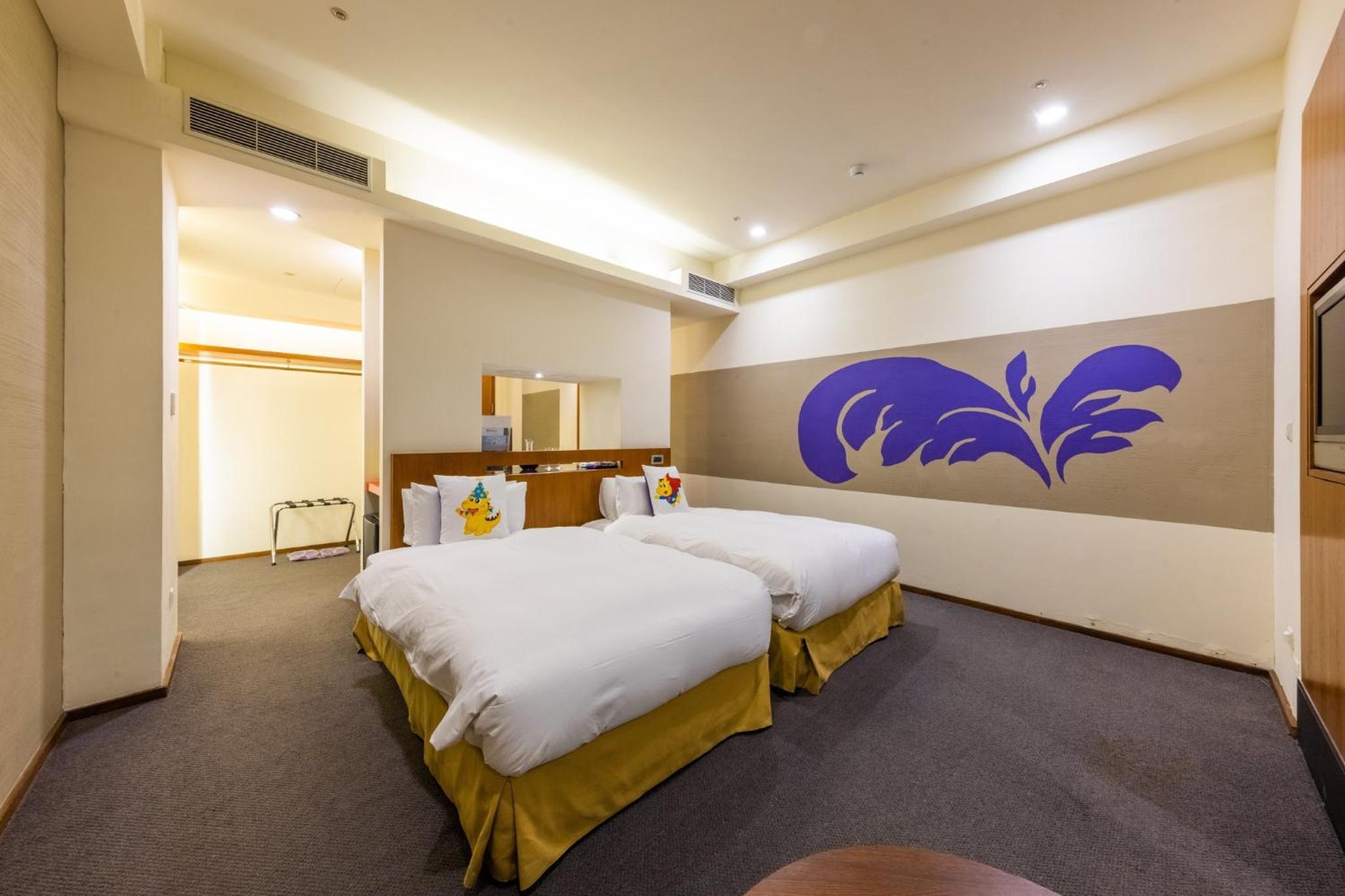 Deluxe Double or Twin Room photo 3