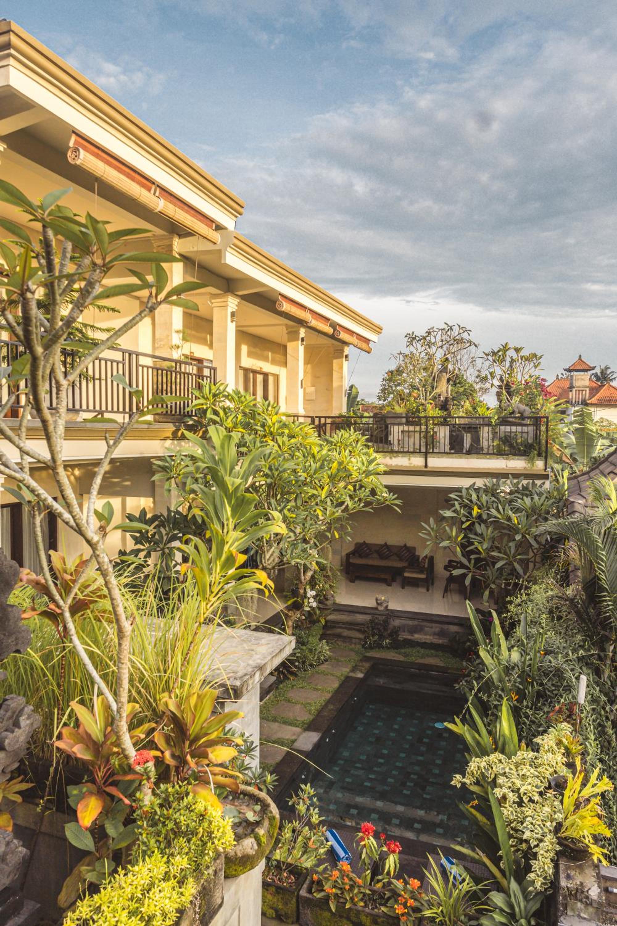Double Room with Pool View - Photo 22