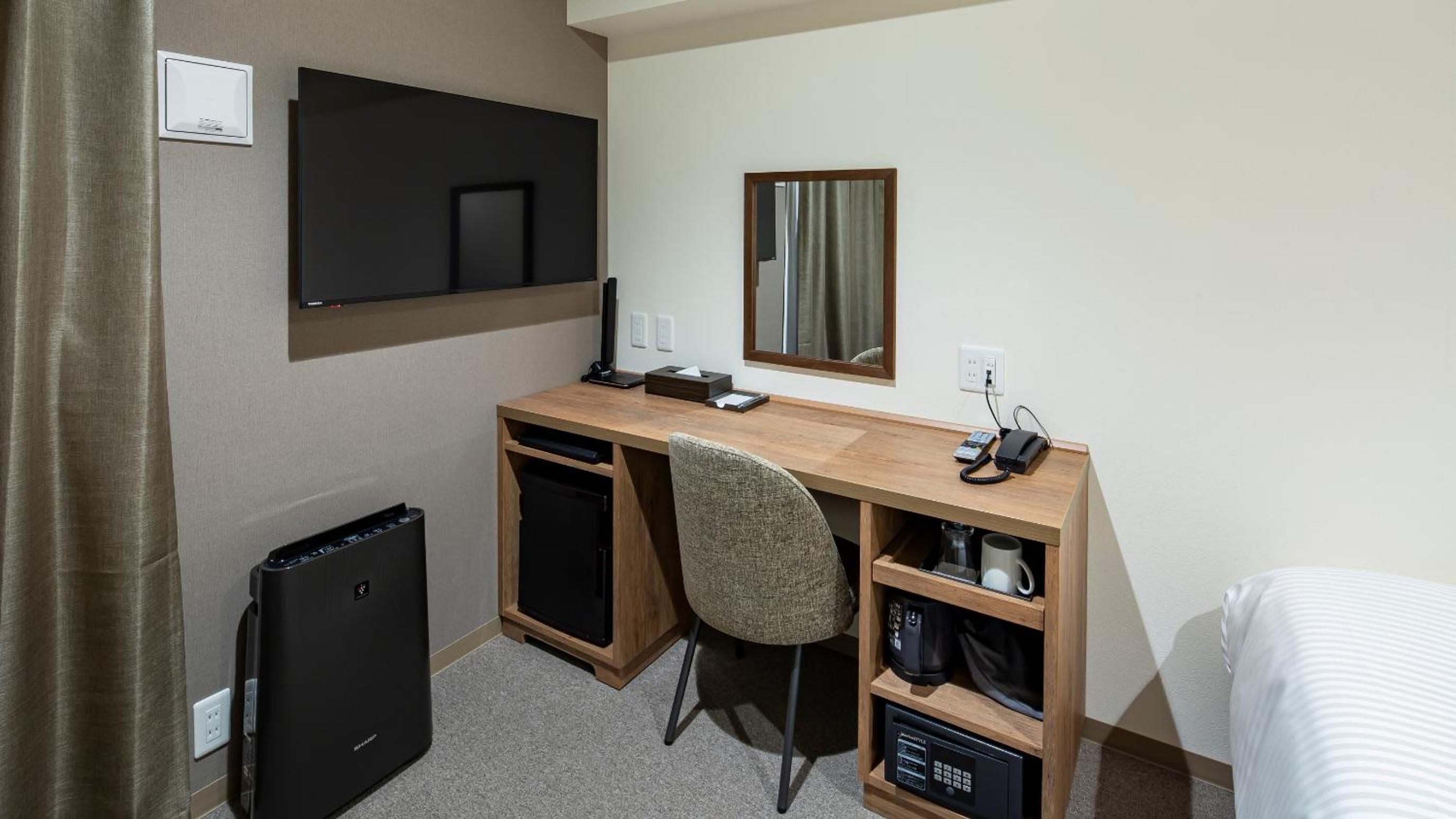 Standard Double Room - Non-Smoking - Photo 2