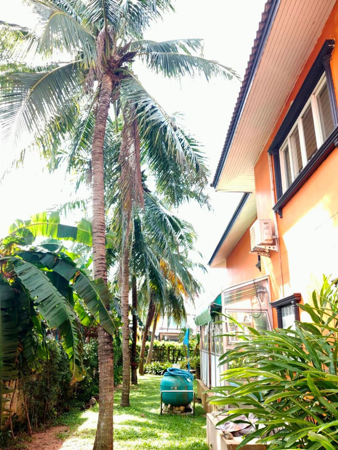 Villa with Private Pool - Photo 14