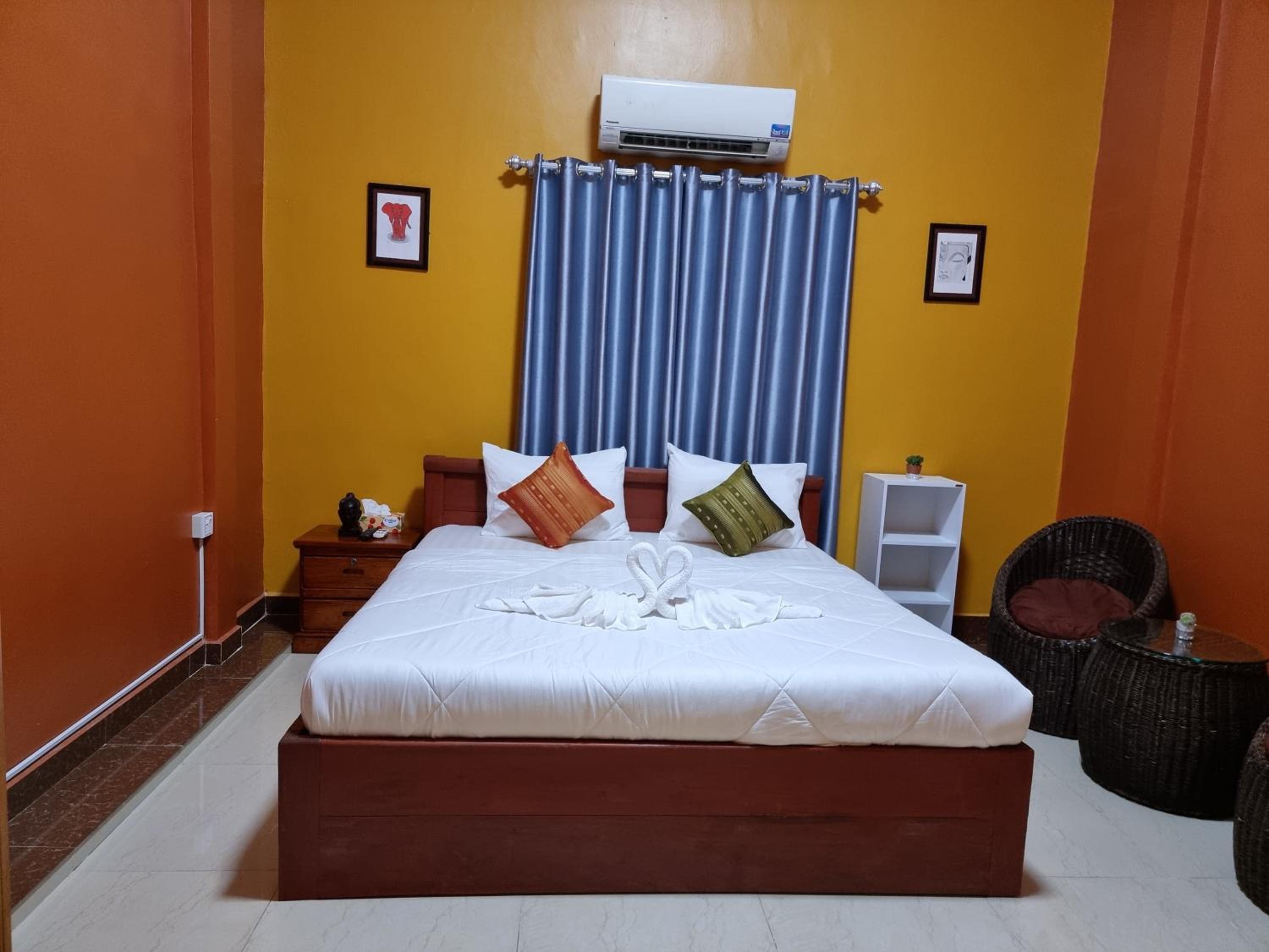 Queen Room - Photo 3