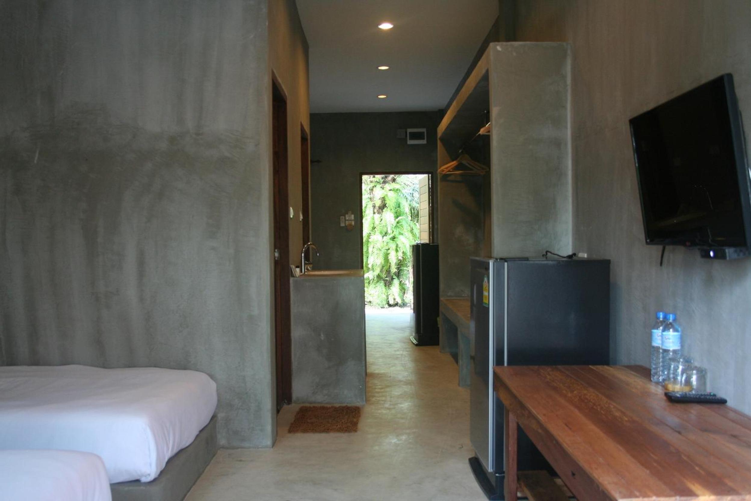 Family Room with Garden View photo 2